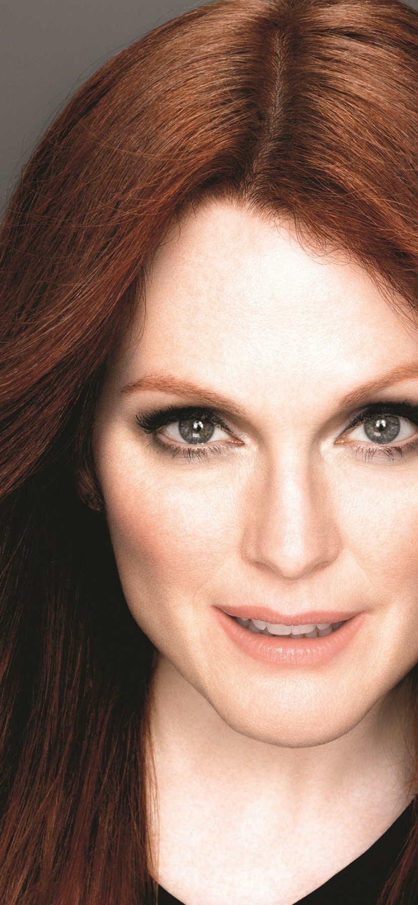 828x1792 Julianne Moore Hot Images 828x1792 Resolution Wallpaper Hd Celebrities 4k Wallpapers 1740