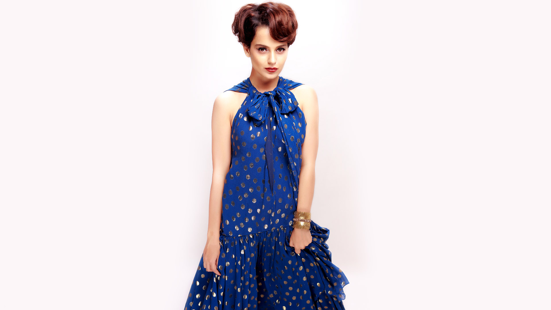 Kangana Ranaut New Hairstyle Photos Wallpaper, HD Indian Celebrities 4K  Wallpapers, Images, Photos and Background - Wallpapers Den