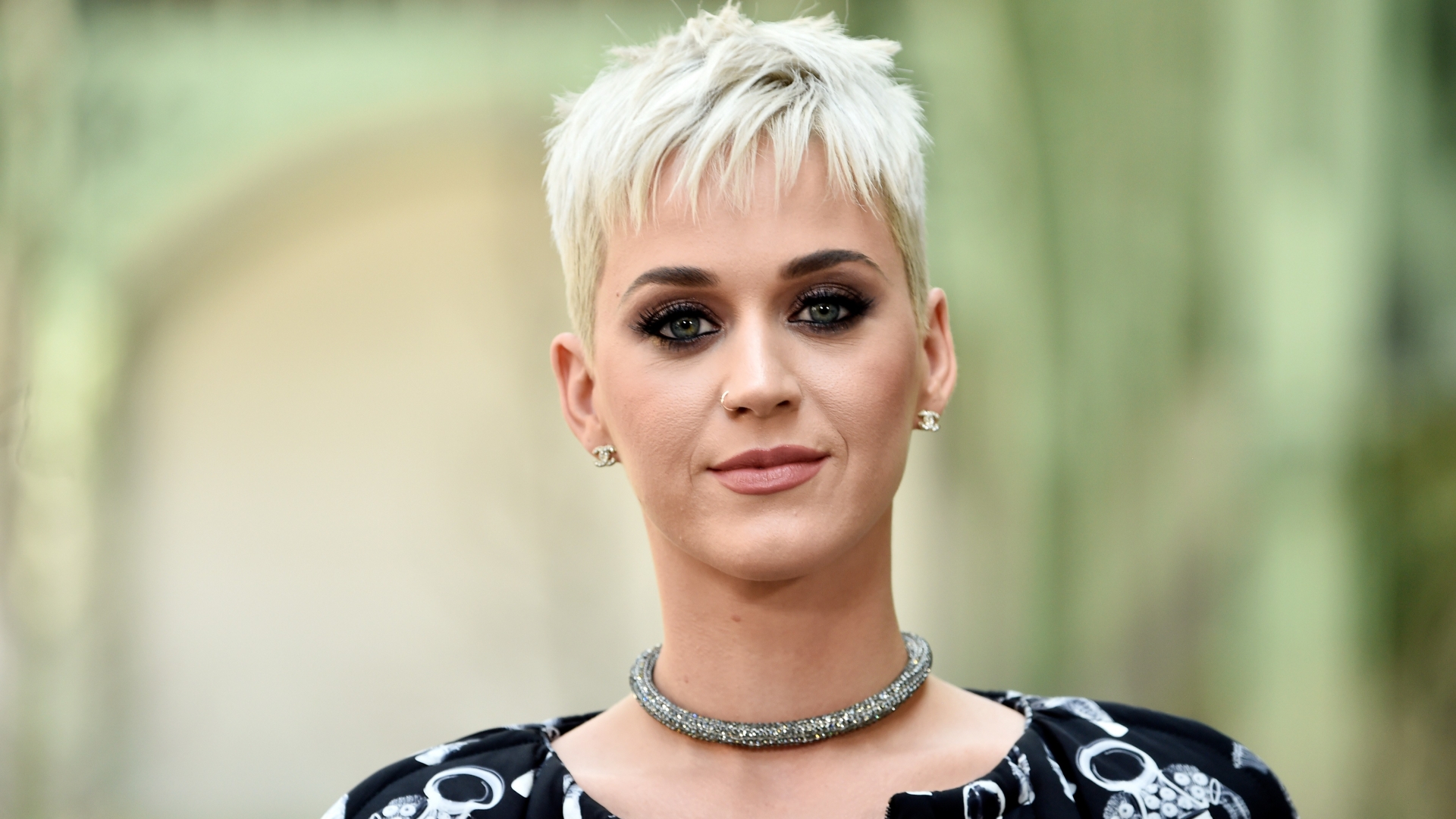 5. Katy Perry's Iconic Blue Hair and Makeup Tutorial - wide 7