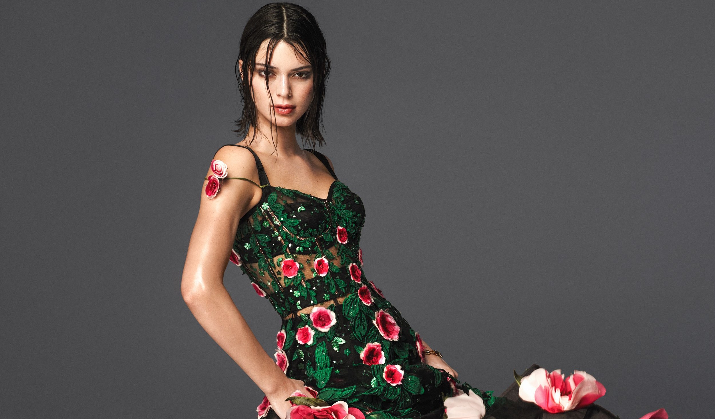 240x4000 Resolution Kendall Jenner For Vogue US 2018 240x4000 ...