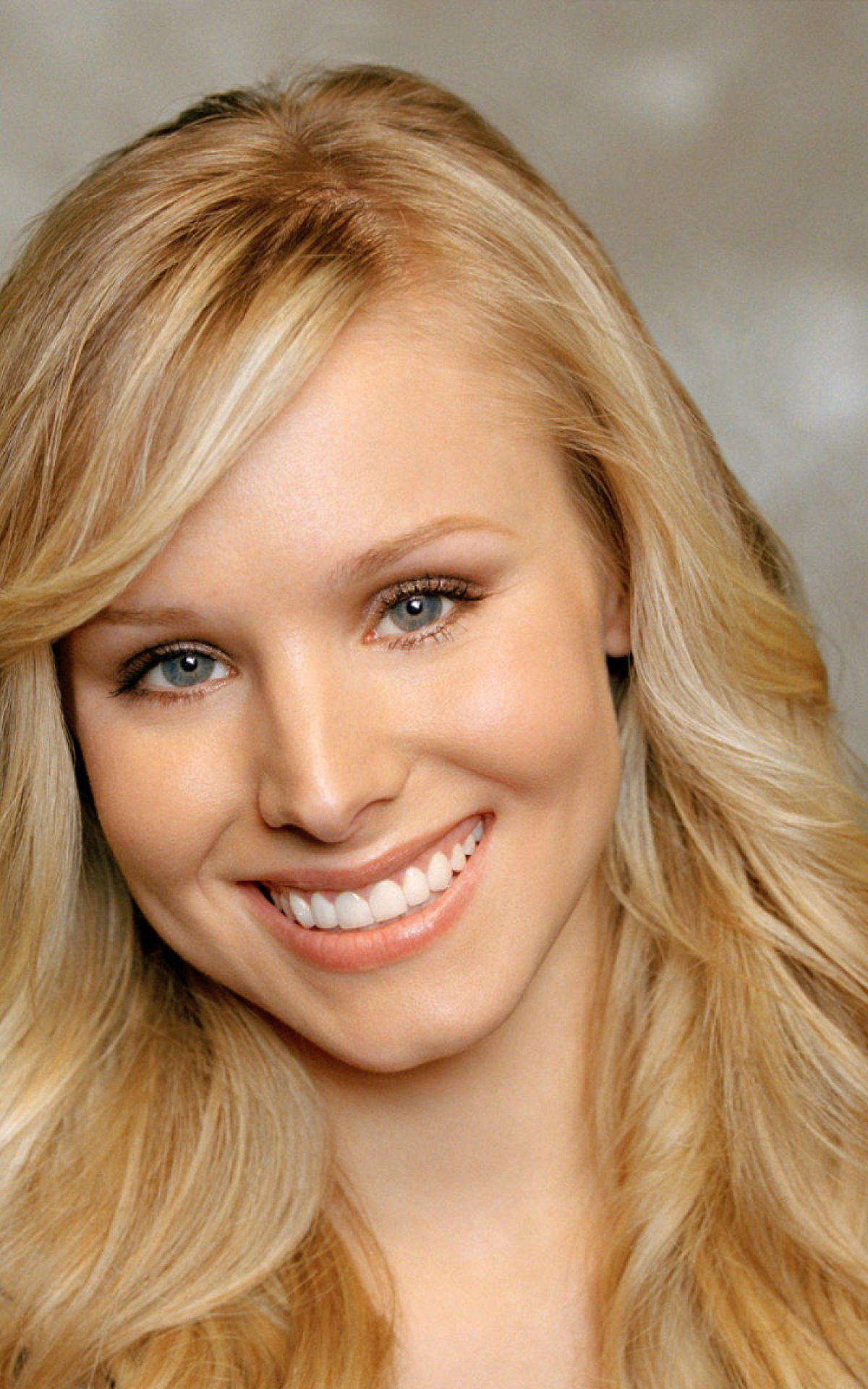 1200x1920 Kristen Bell Smile Wallpapers 1200x1920 Resolution Wallpaper Hd Celebrities 4k 6705