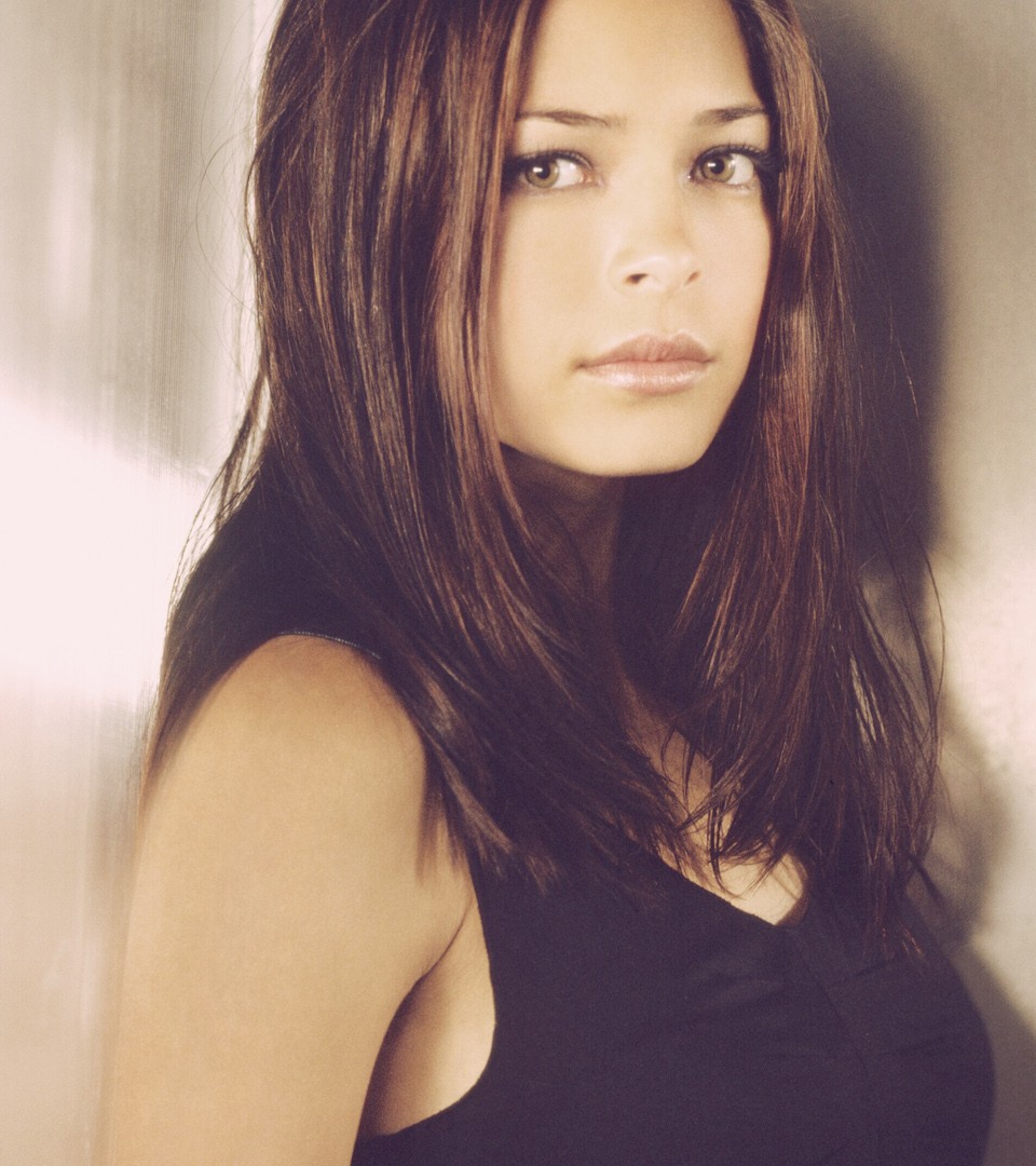 1920x2160 Kristin Kreuk New Hd Photo 1920x2160 Resolution Wallpaper Hd Celebrities 4k 