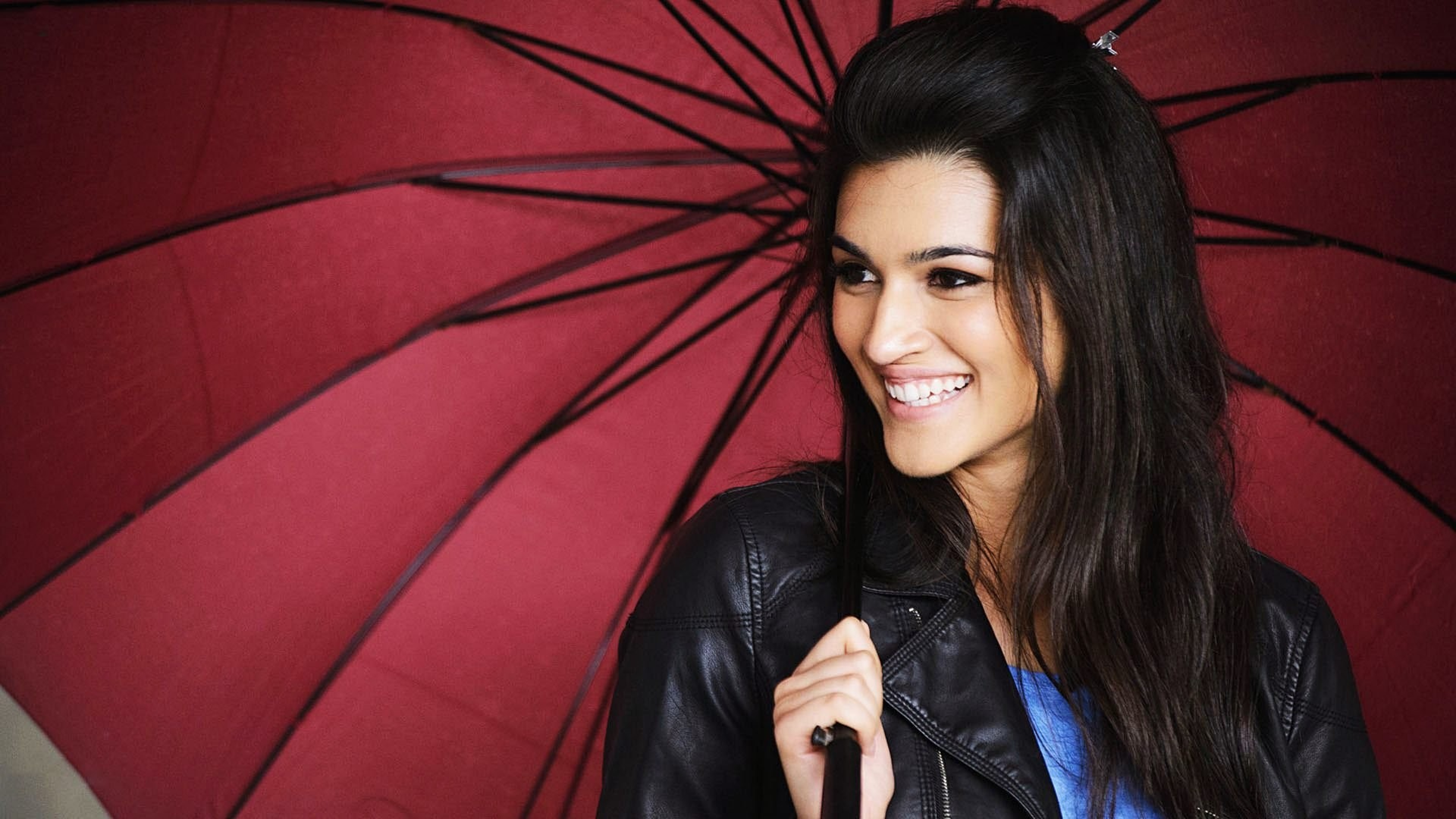 3840x2160 Kriti Sanon Pretty Smile Wallpapers 4K Wallpaper, HD Indian  Celebrities 4K Wallpapers, Images, Photos and Background - Wallpapers Den