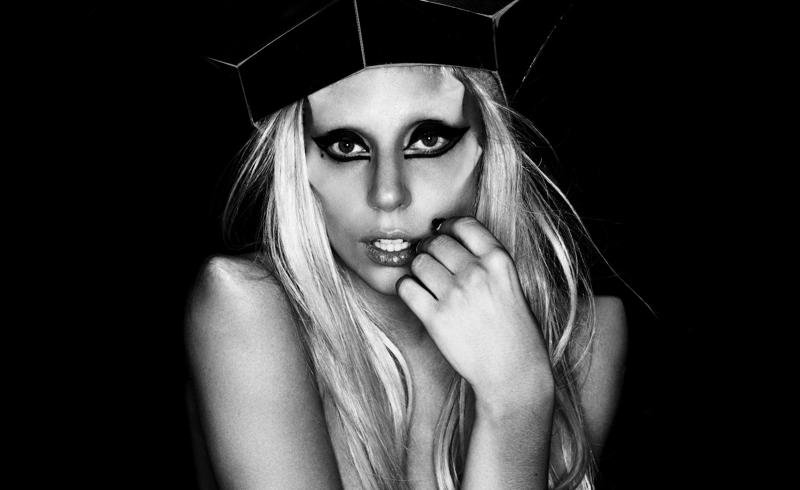 Lady Gaga Born This Way Photoshoot Full Hd 2k Wallpaper