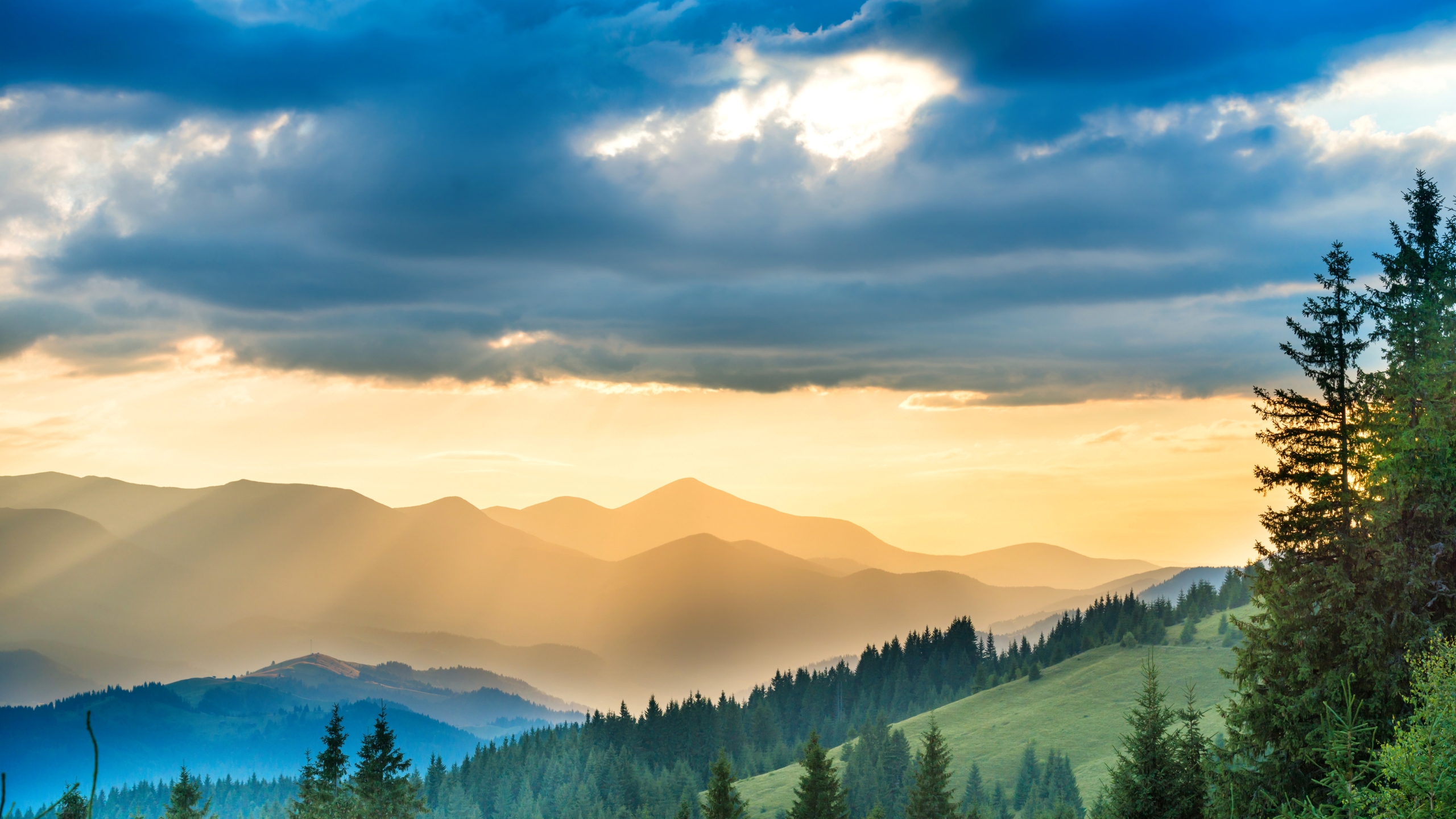 2560x1440 Landscape Mountains Sunbeam Nature 1440p Resolution Wallpaper