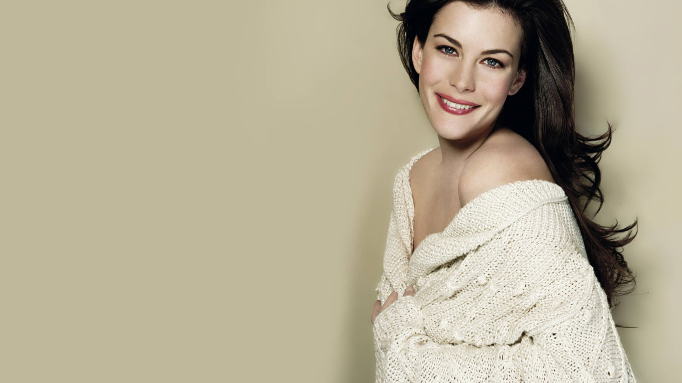1366x768 Liv Tyler smile hd wallpapers 1366x768 Resolution ...