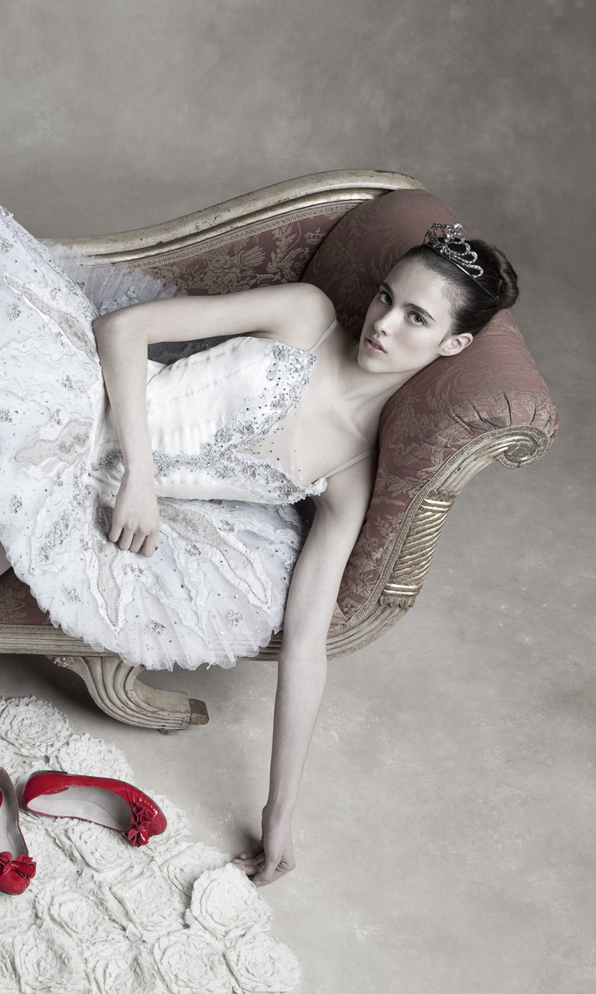 1200x2000 Resolution Margaret Qualley 1200x2000 Resolution Wallpaper — free download