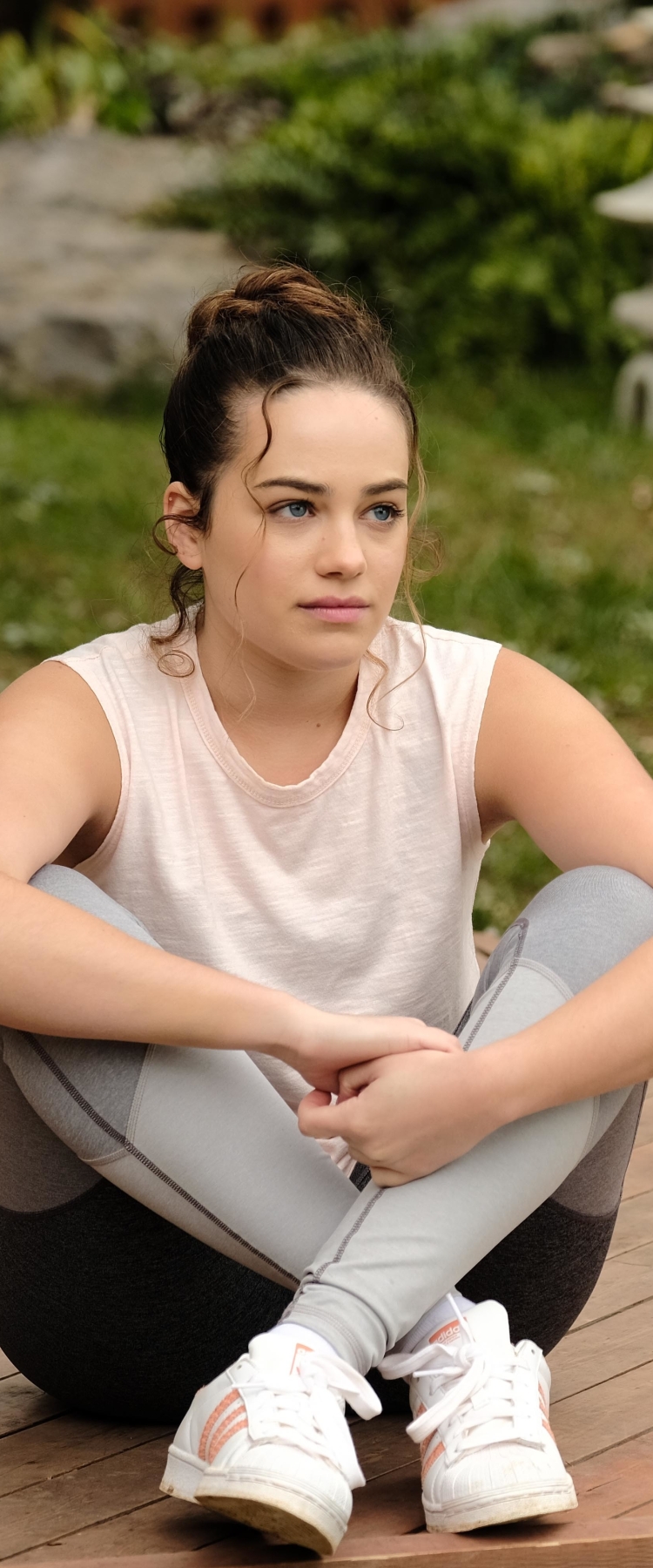 750x1800 Mary Mouser Cobra Kai 750x1800 Resolution Wallpaper Hd Tv Series 4k Wallpapers Images