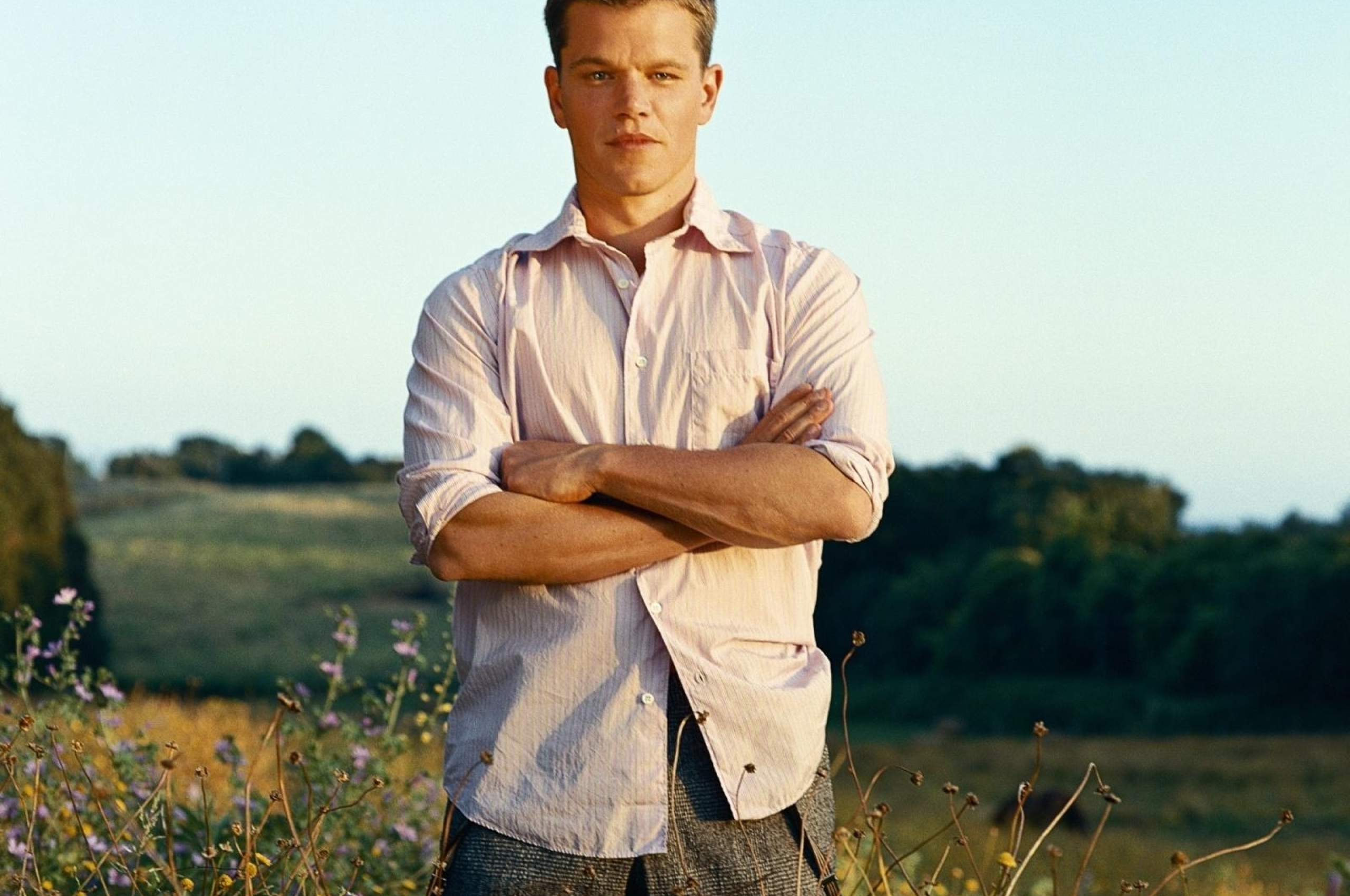 Просто смотрю красиво. Matt Damon. Matt Damon 2022. Мужчина на природе.