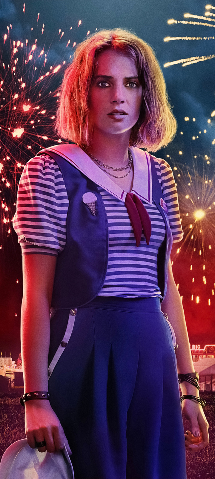 720x1600 Maya Hawke as Robin In Stranger Things 720x1600 Resolution