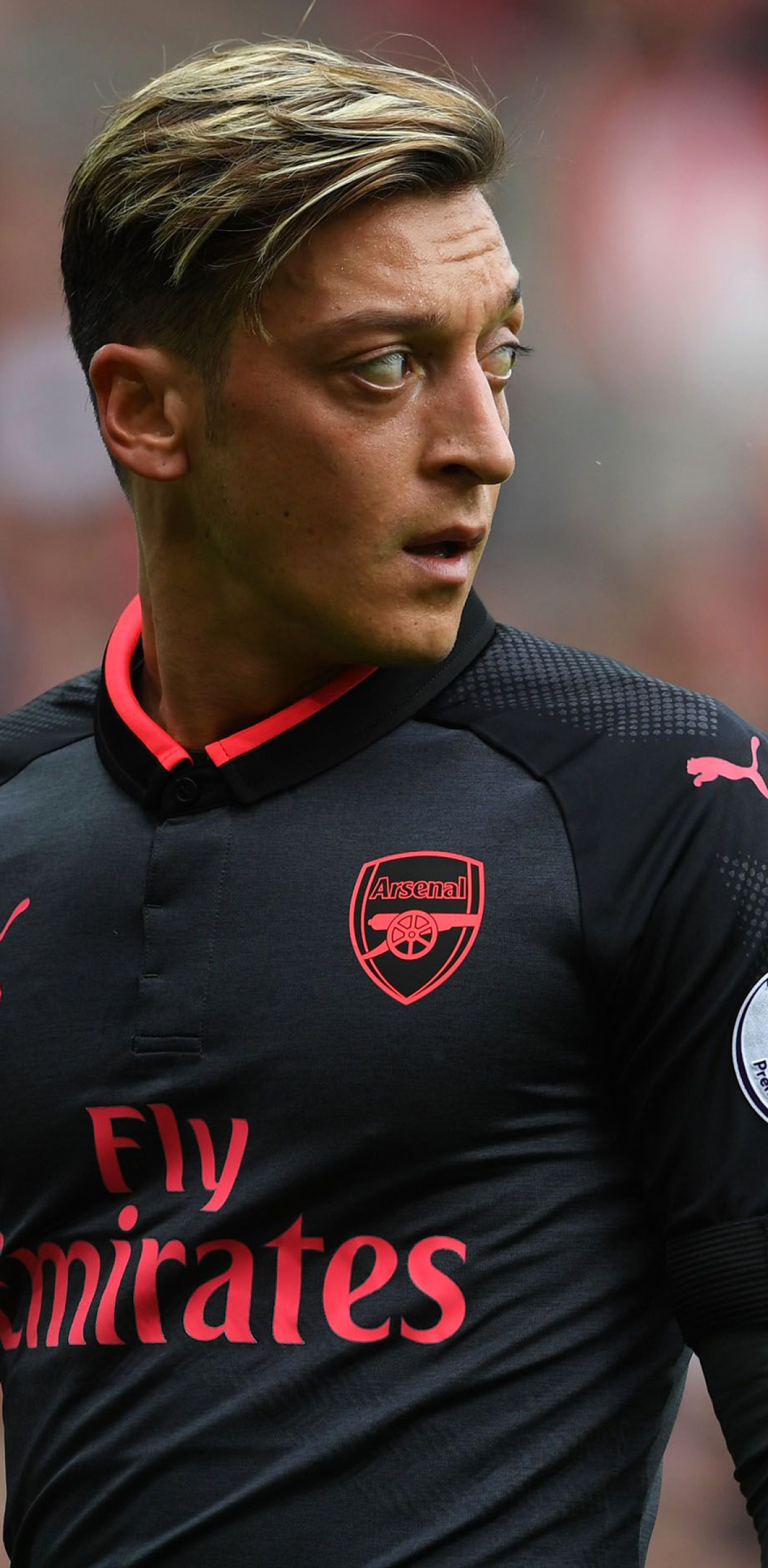 1176x2400 Resolution Mesut Ozil Football Star 1176x2400 Resolution Wallpaper Wallpapers Den 1813