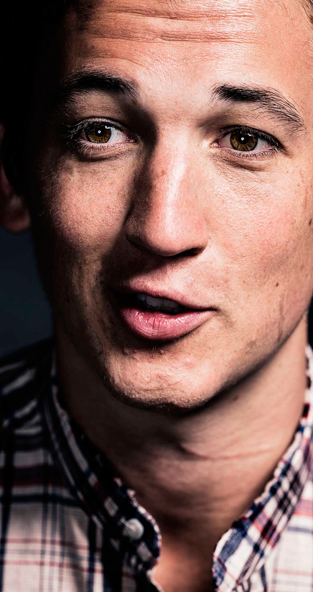 1082x2042 Resolution miles teller, photo shoot, actor 1082x2042 ...