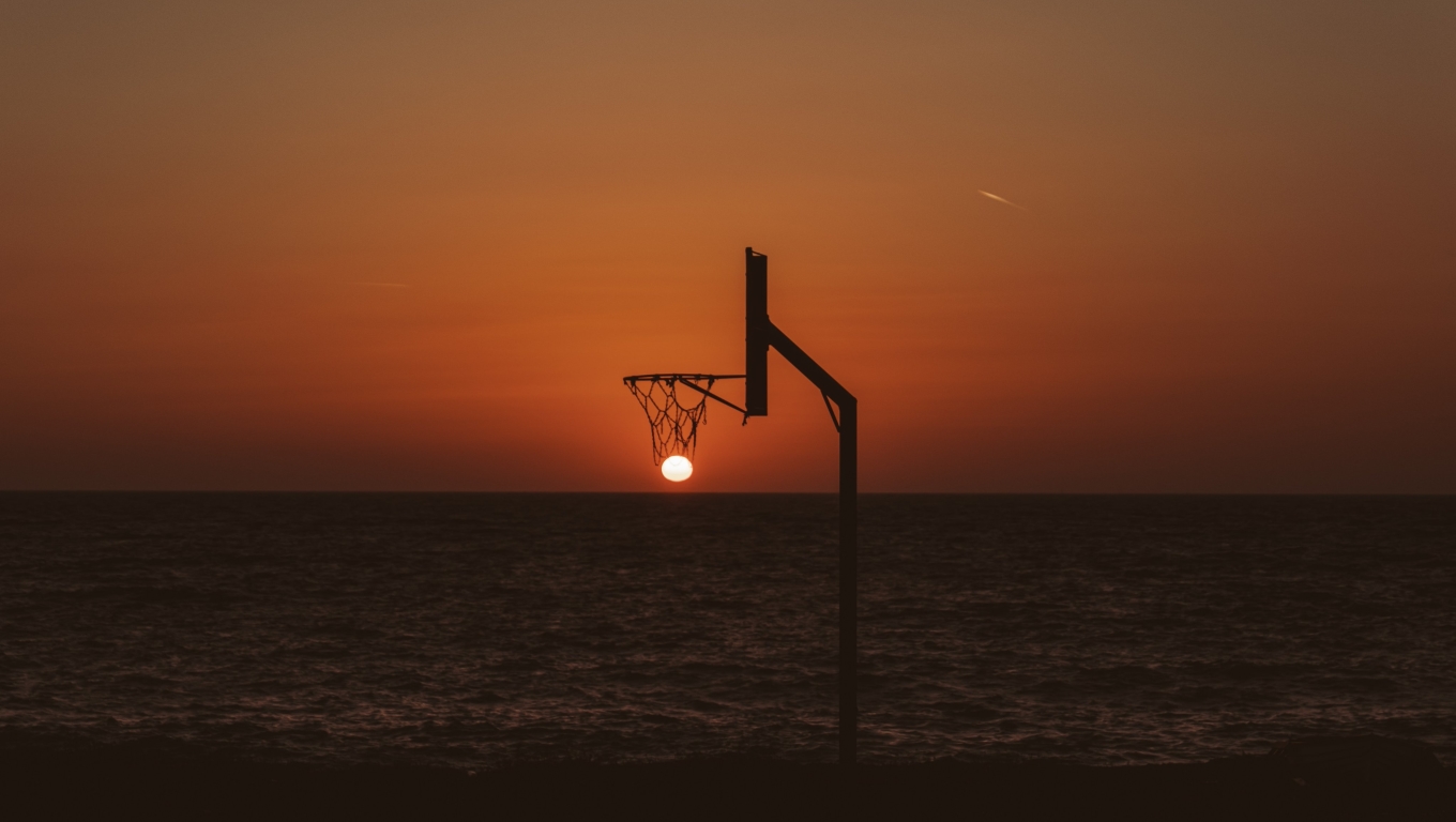 1360x768 Basketball Court Sunset