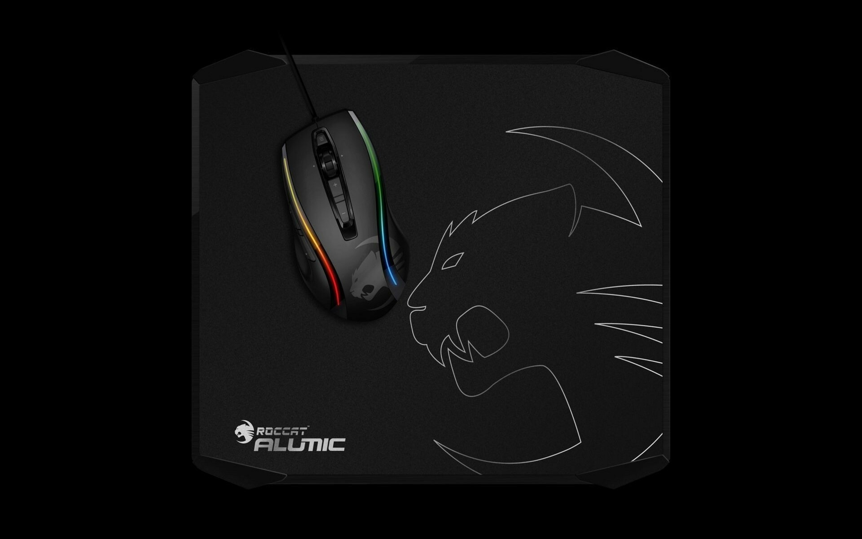 Райзен мышки. Roccat Alumic. Мышь компьютерная. Игровая мышка на черном фоне. Мышь игровая темный фон.