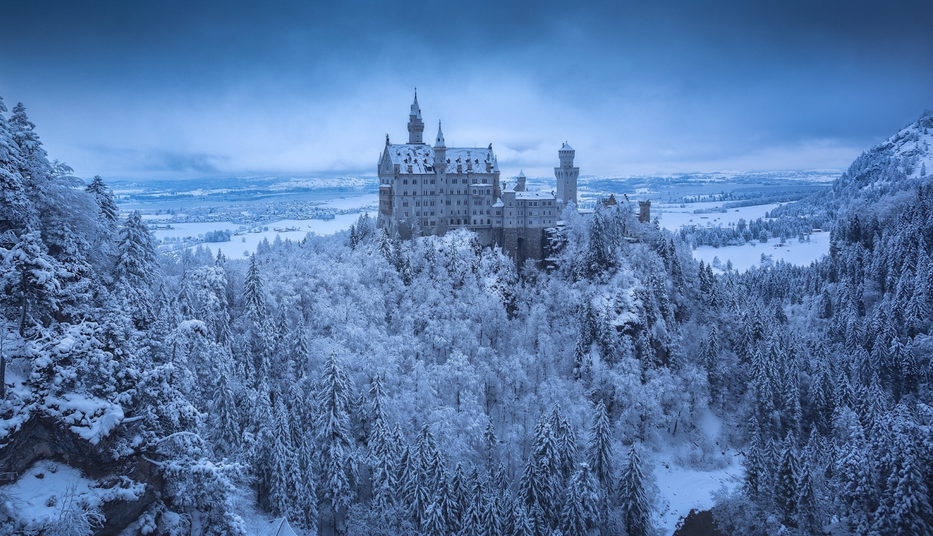 1336x768 Neuschwanstein Castle in Winter HD Laptop Wallpaper, HD City 4K  Wallpapers, Images, Photos and Background - Wallpapers Den