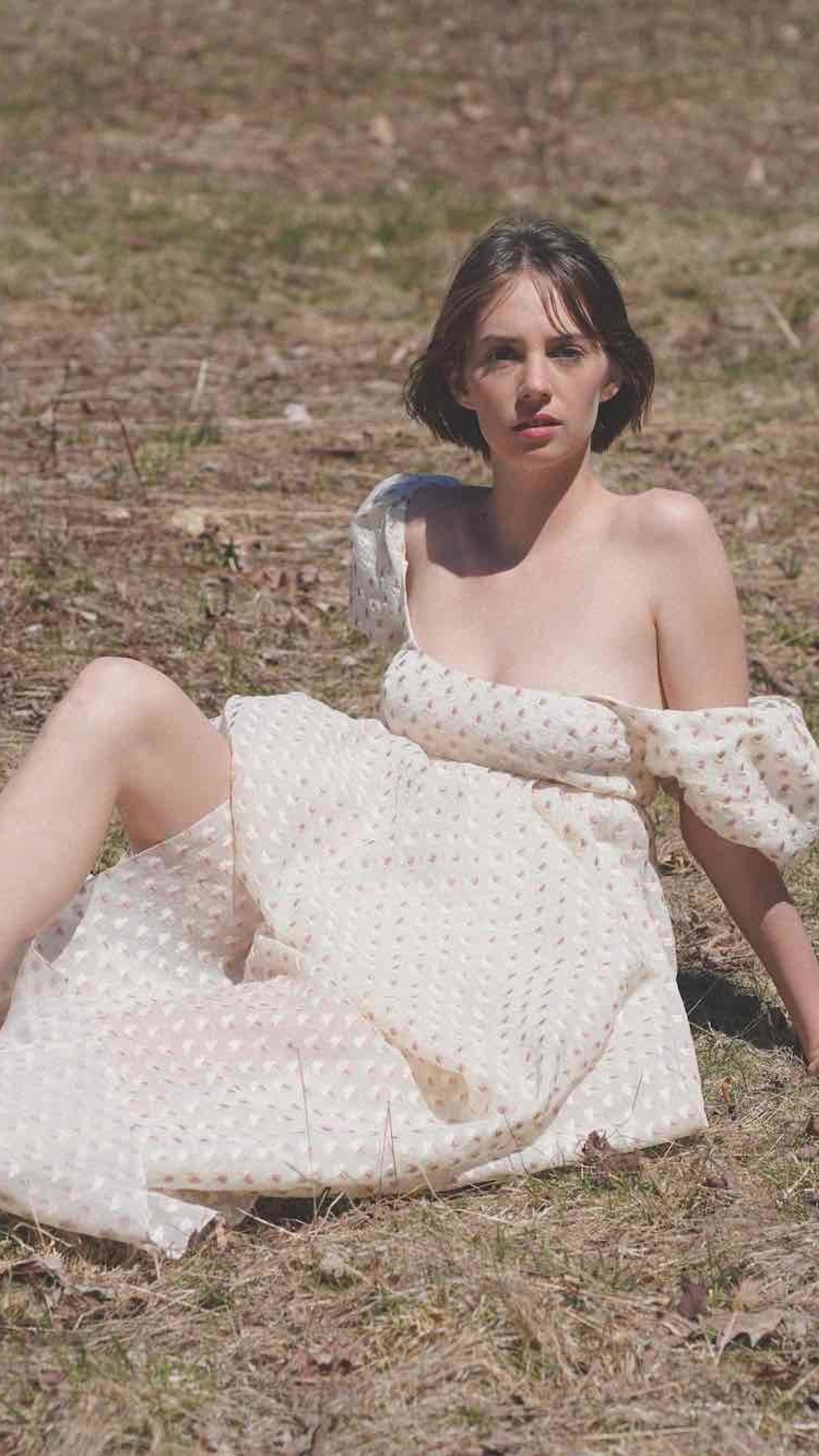 X New Maya Hawke Photoshoot Sony Xperia X Xz Z Premium Wallpaper Hd Celebrities