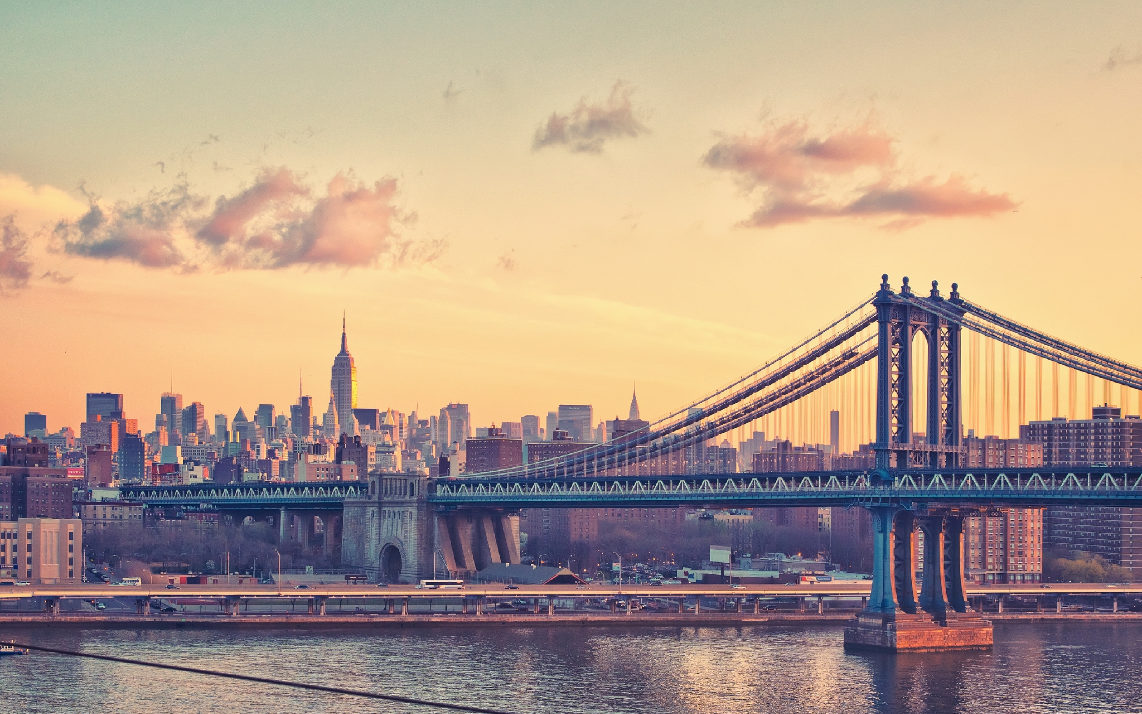 1920 1800. Манхэттенский мост в Нью-Йорке. Бруклинский мост Нью-Йорк. “Манхэттен бридж”. Моста в Нью Йорке. Нью-Йорк мост Манхэттен закат.