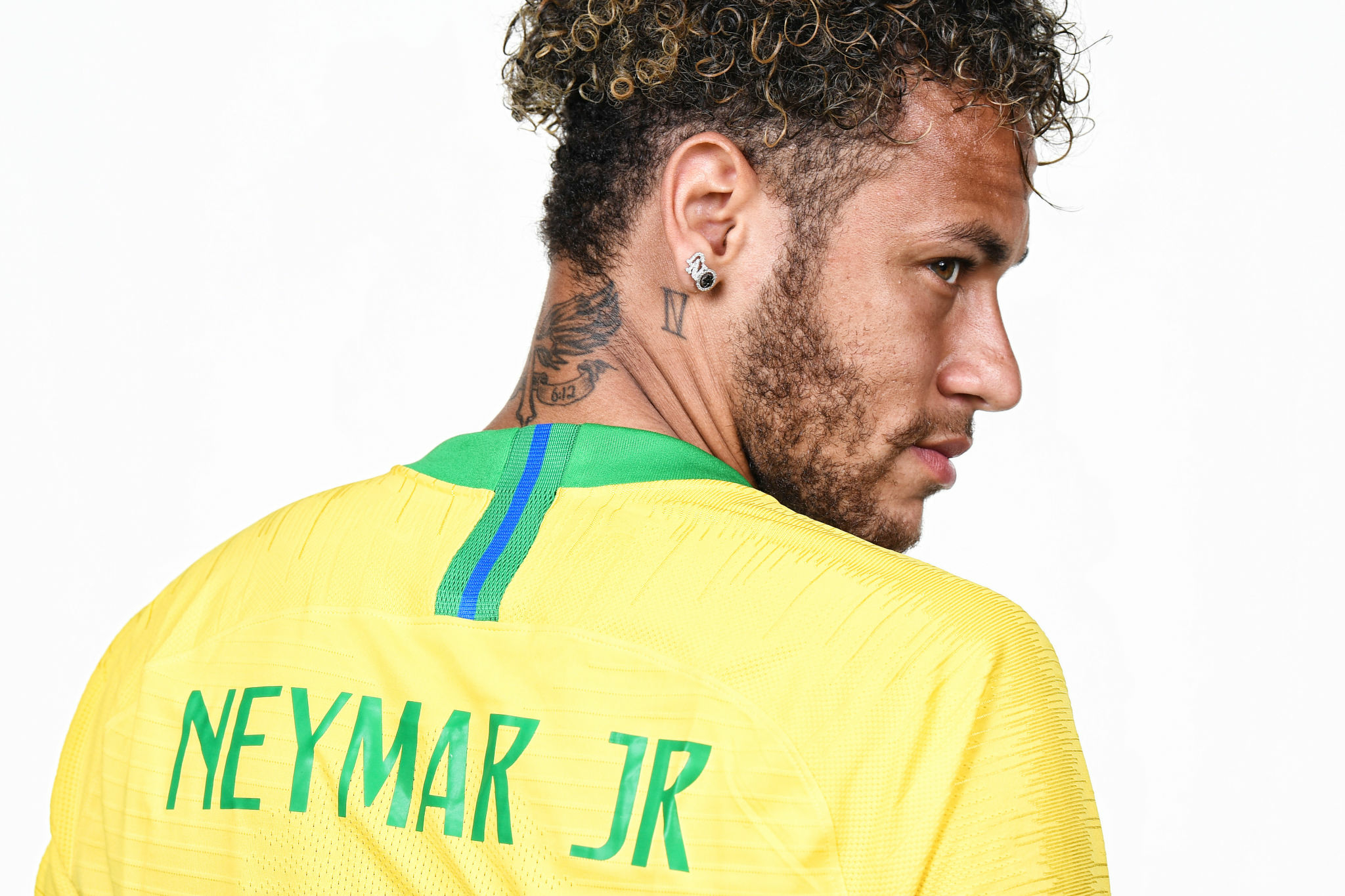 Neymar Hd Brazil National Football Team Wallpaper Hd Sports K