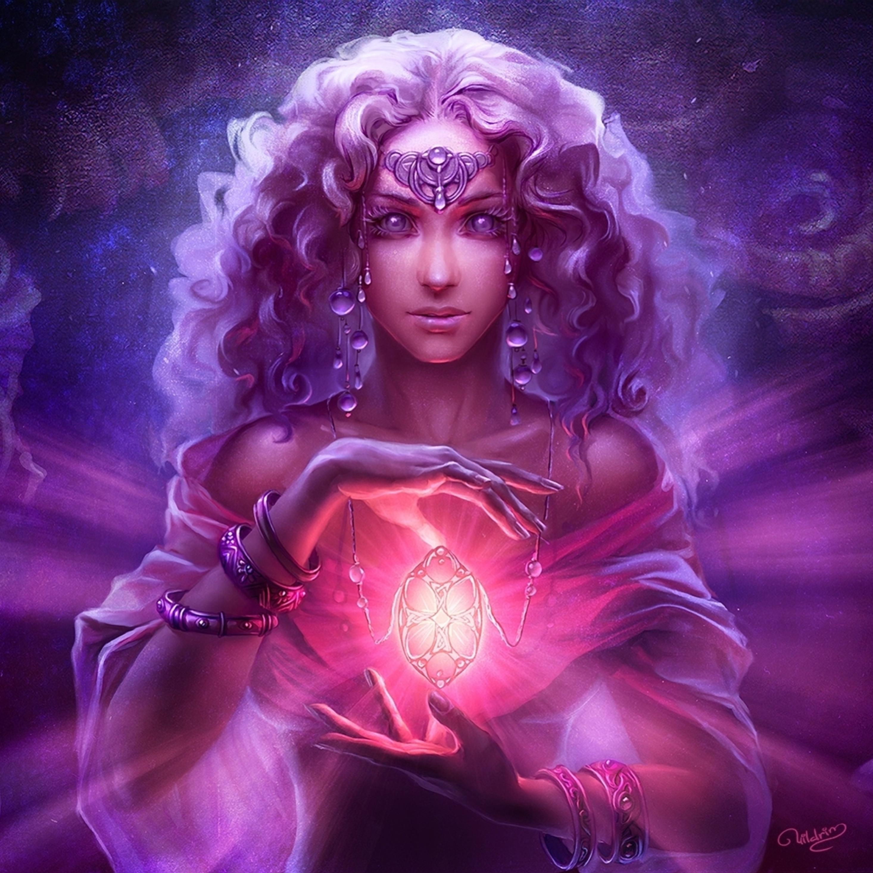 Магическая. Богиня Лилит. Волшебница фэнтези. Красивая девушка с магическим шаром. Фиолетовая богиня.