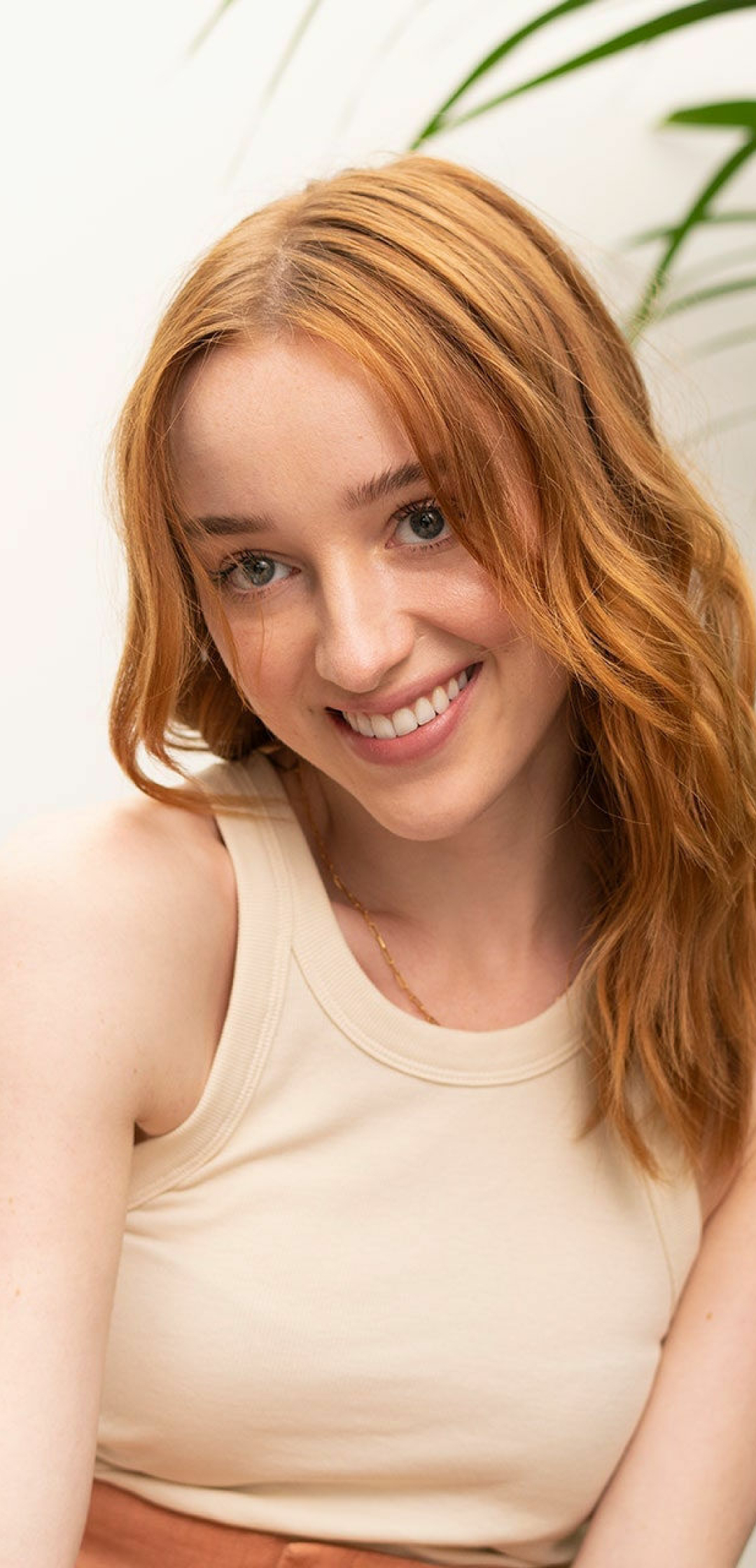 1080x2240 Phoebe Dynevor New 2022 1080x2240 Resolution Wallpaper HD