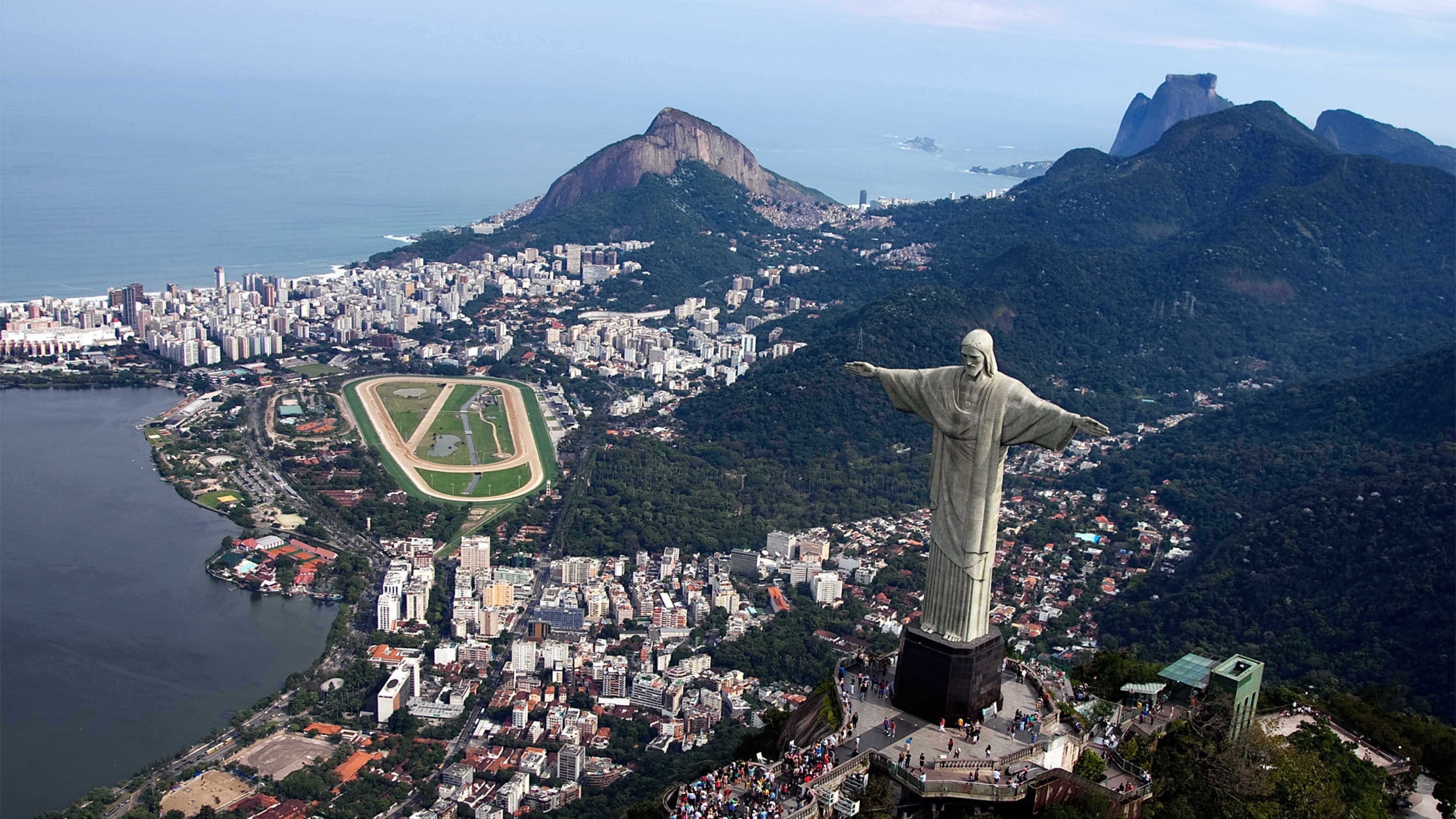 Rio de janeiro фильтр. Рио-де-Жанейро (город в Бразилии). Корковадо Бразилия. Южная Америка Рио де Жанейро. Столицы Португалии Рио-де-Жанейро.