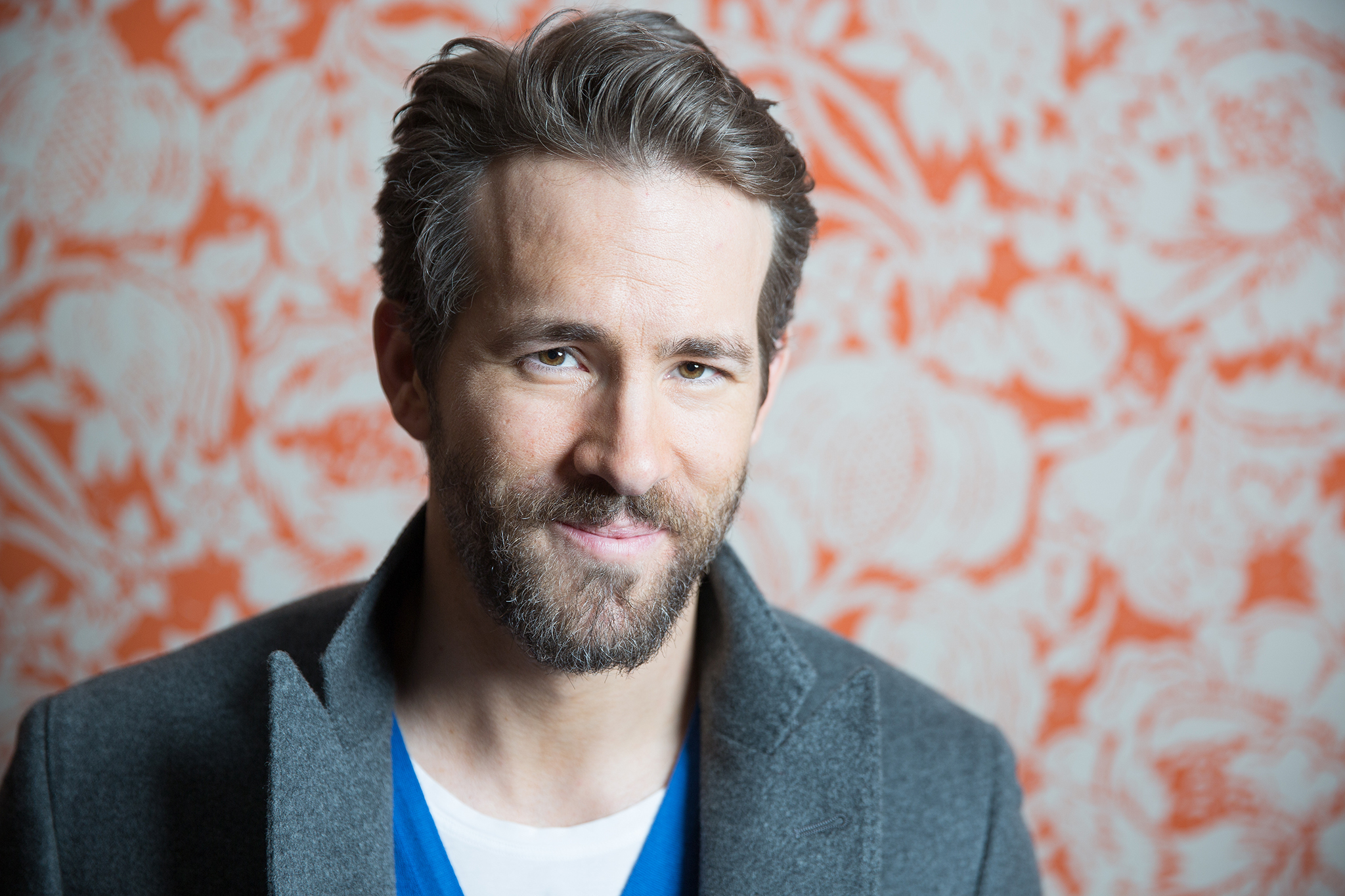 Ryan Reynolds Actor Face Wallpaper Hd Celebrities 4k Wallpapers