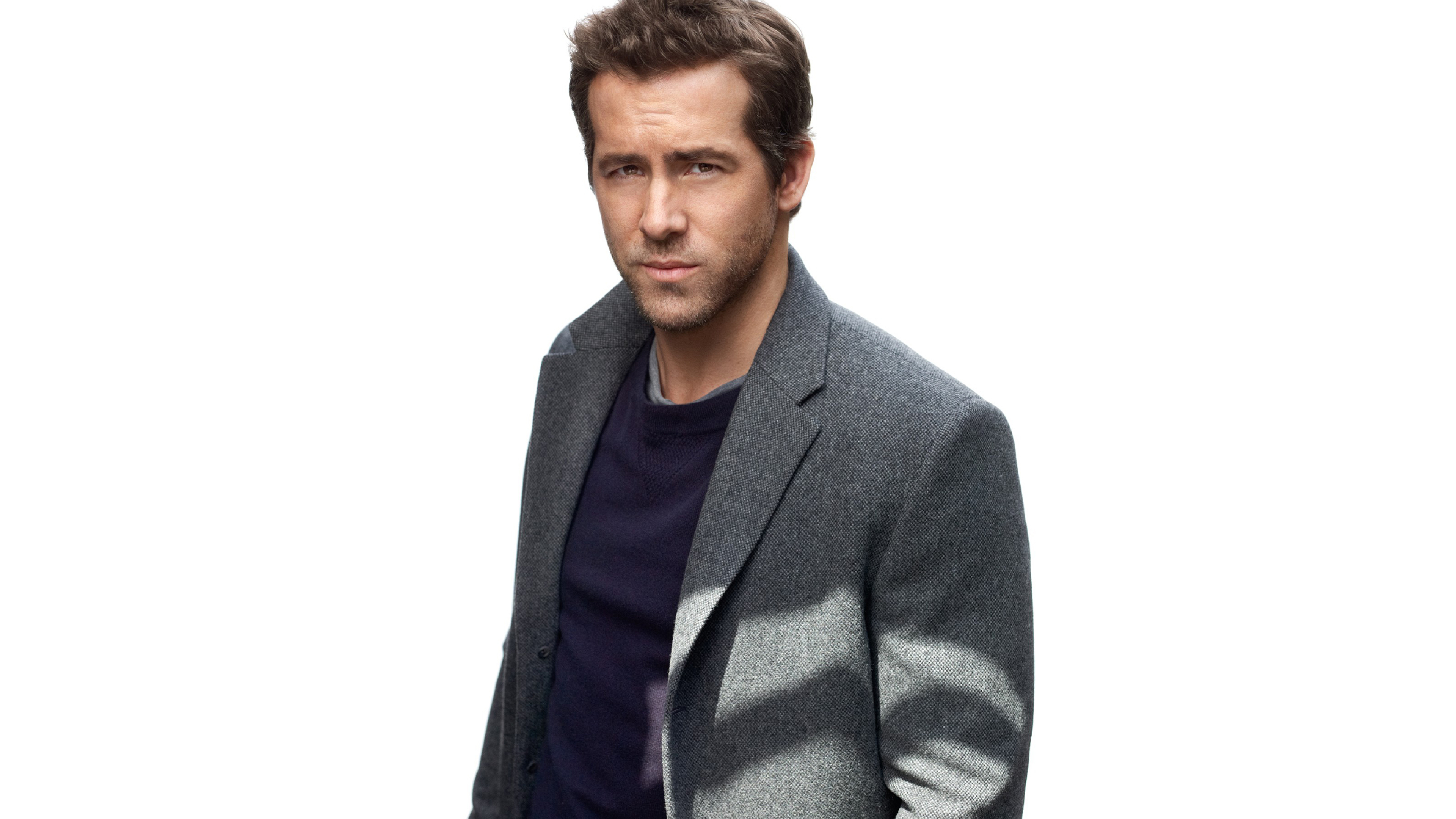 3840x2160 Resolution Ryan Reynolds Actor Jacket 4k Wallpaper Wallpapers Den