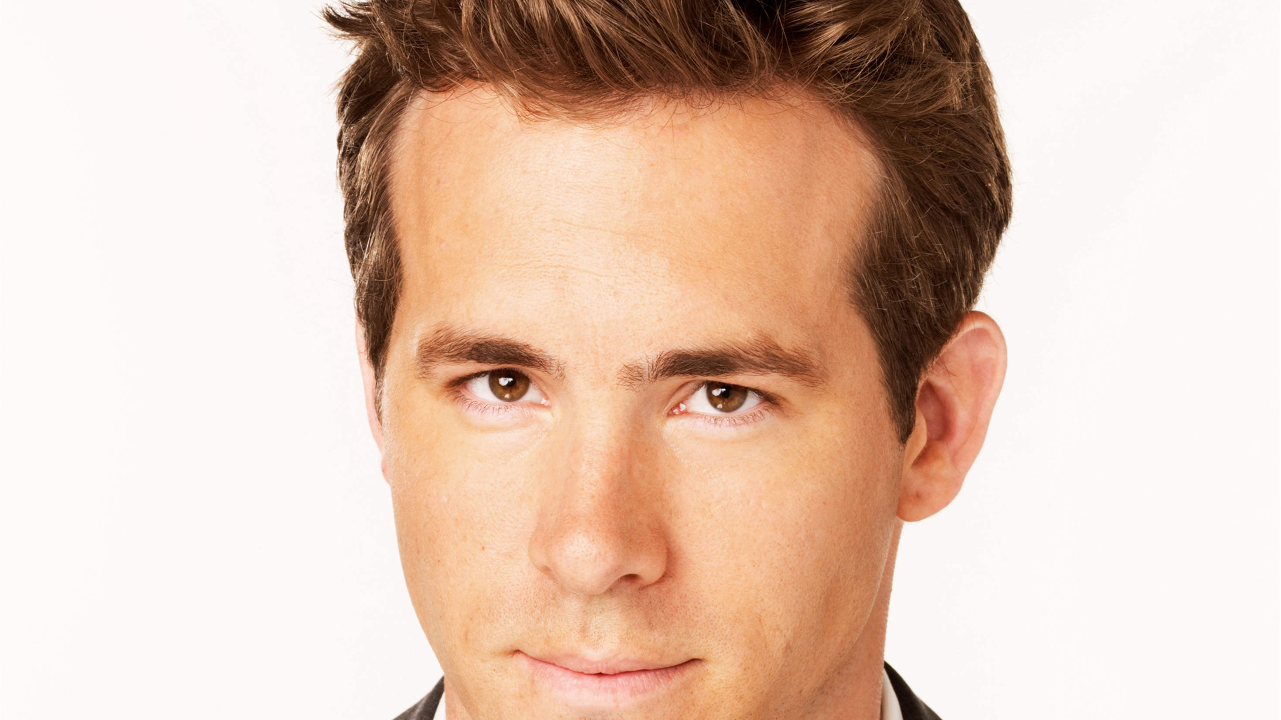 2560x1440 Ryan Reynolds Face Actor 1440p Resolution Wallpaper Hd Celebrities 4k Wallpapers 