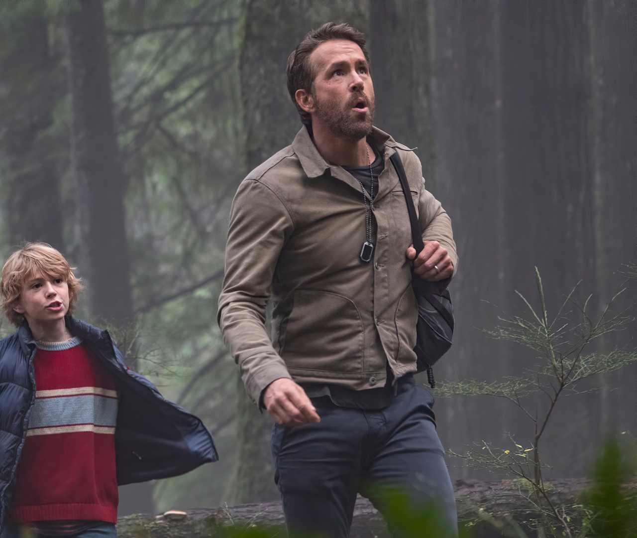 1280x1080 Resolution Ryan Reynolds in The Adam Project 1280x1080 ...