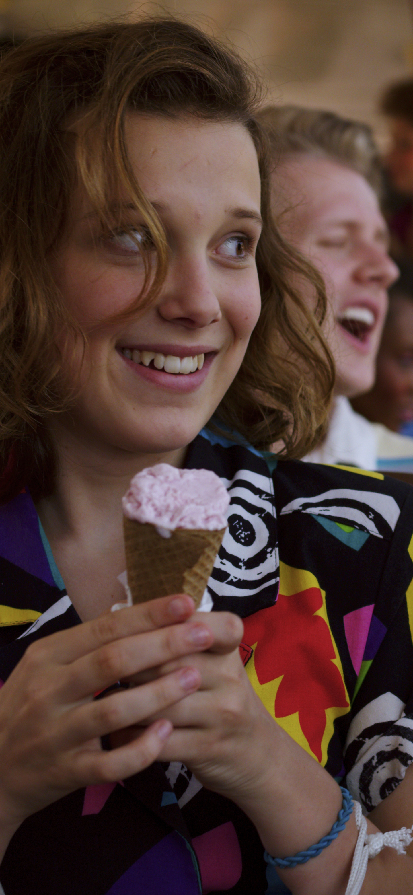 1440x3120 Sadie Sink And Millie Bobby Brown In Stranger Things