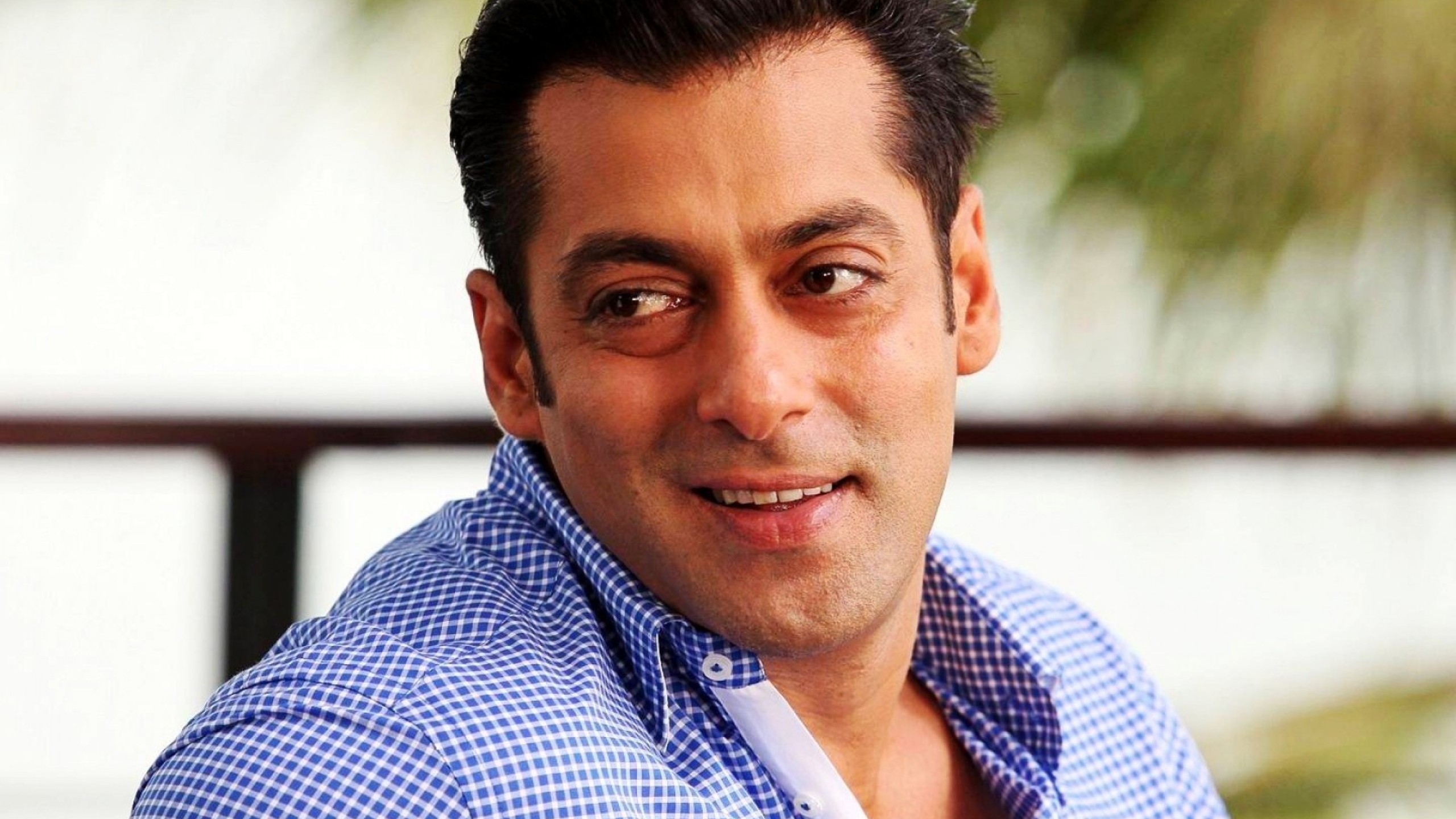 2560x1440 Resolution Salman Khan Smile Face 1440P Resolution Wallpaper ...