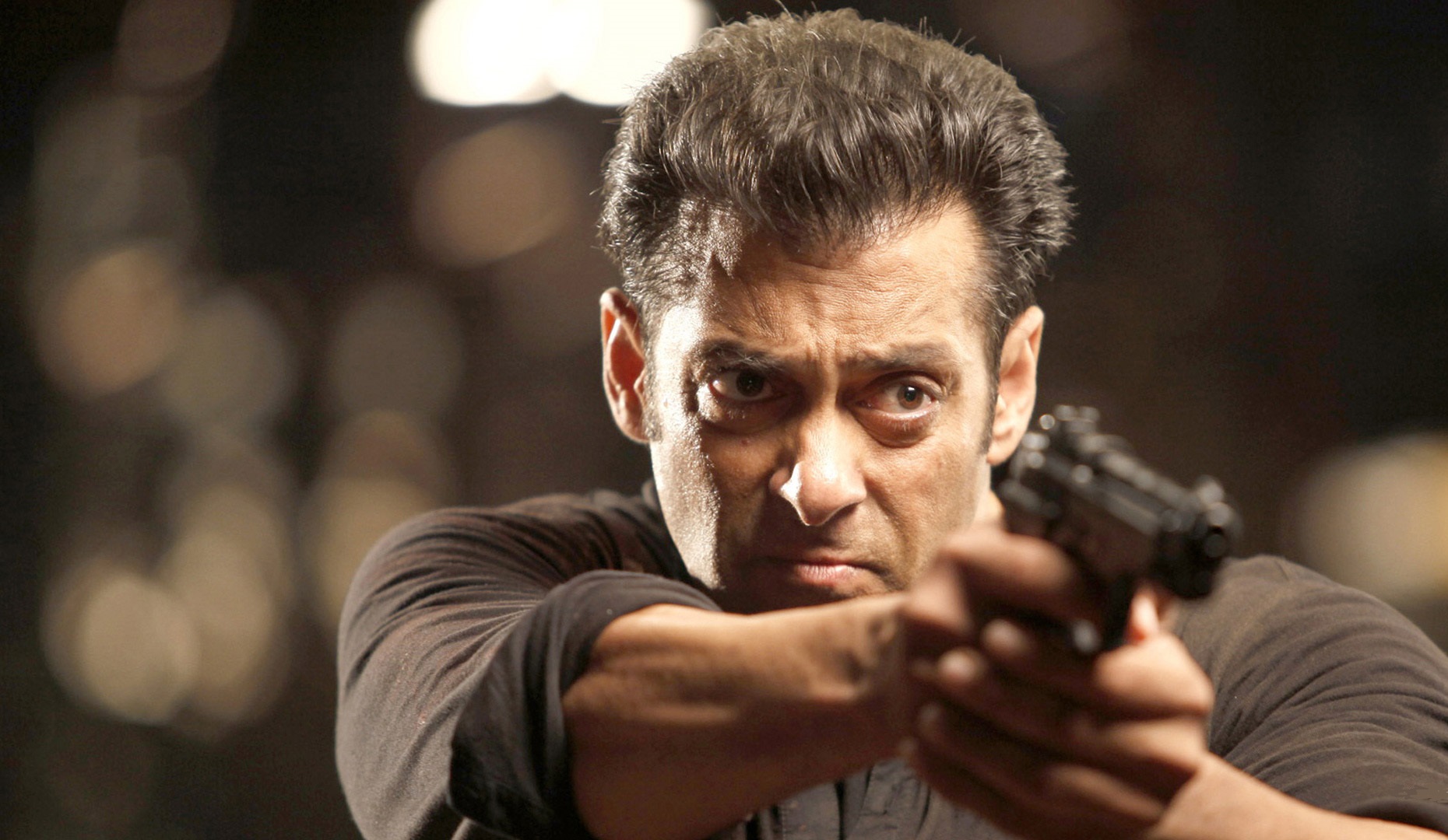 Salman Khan with gun Wallpaper, HD Celebrities 4K Wallpapers, Images