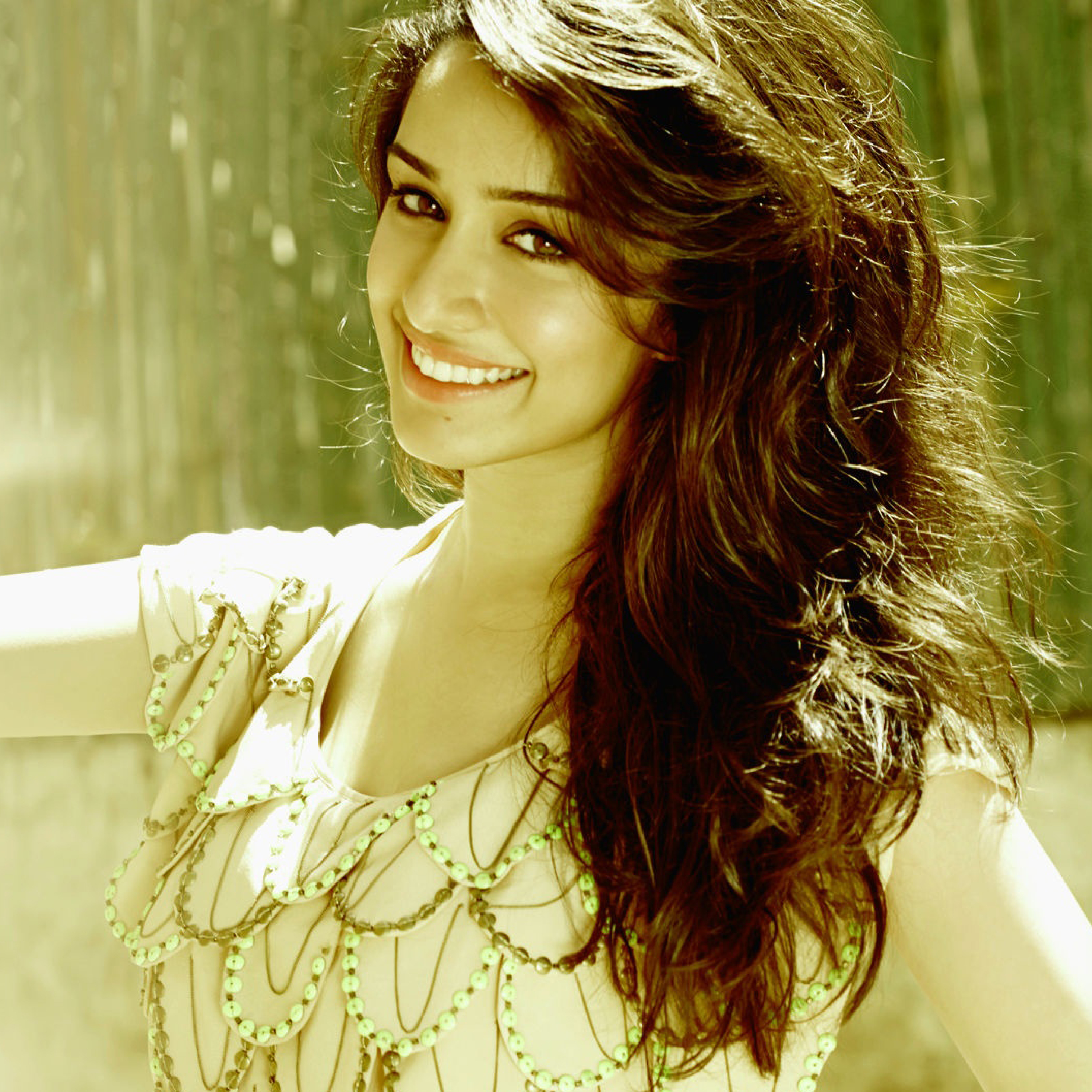 2932x2932 Shraddha Kapoor Cute Smile Ipad Pro Retina Display Wallpaper, HD  Indian Celebrities 4K Wallpapers, Images, Photos and Background - Wallpapers  Den