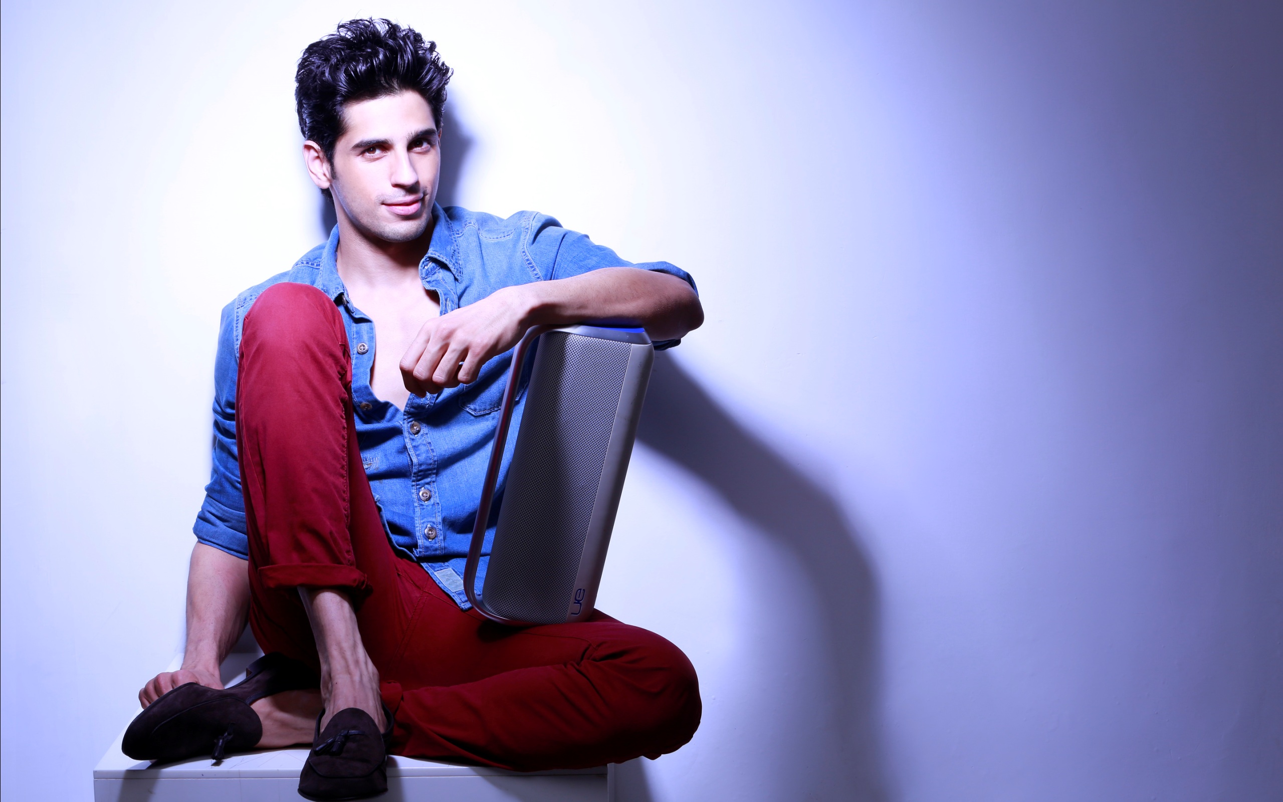 Sidharth Malhotra Dashing Wallpapers Wallpaper, HD Celebrities 4K Wallpapers,  Images, Photos and Background - Wallpapers Den