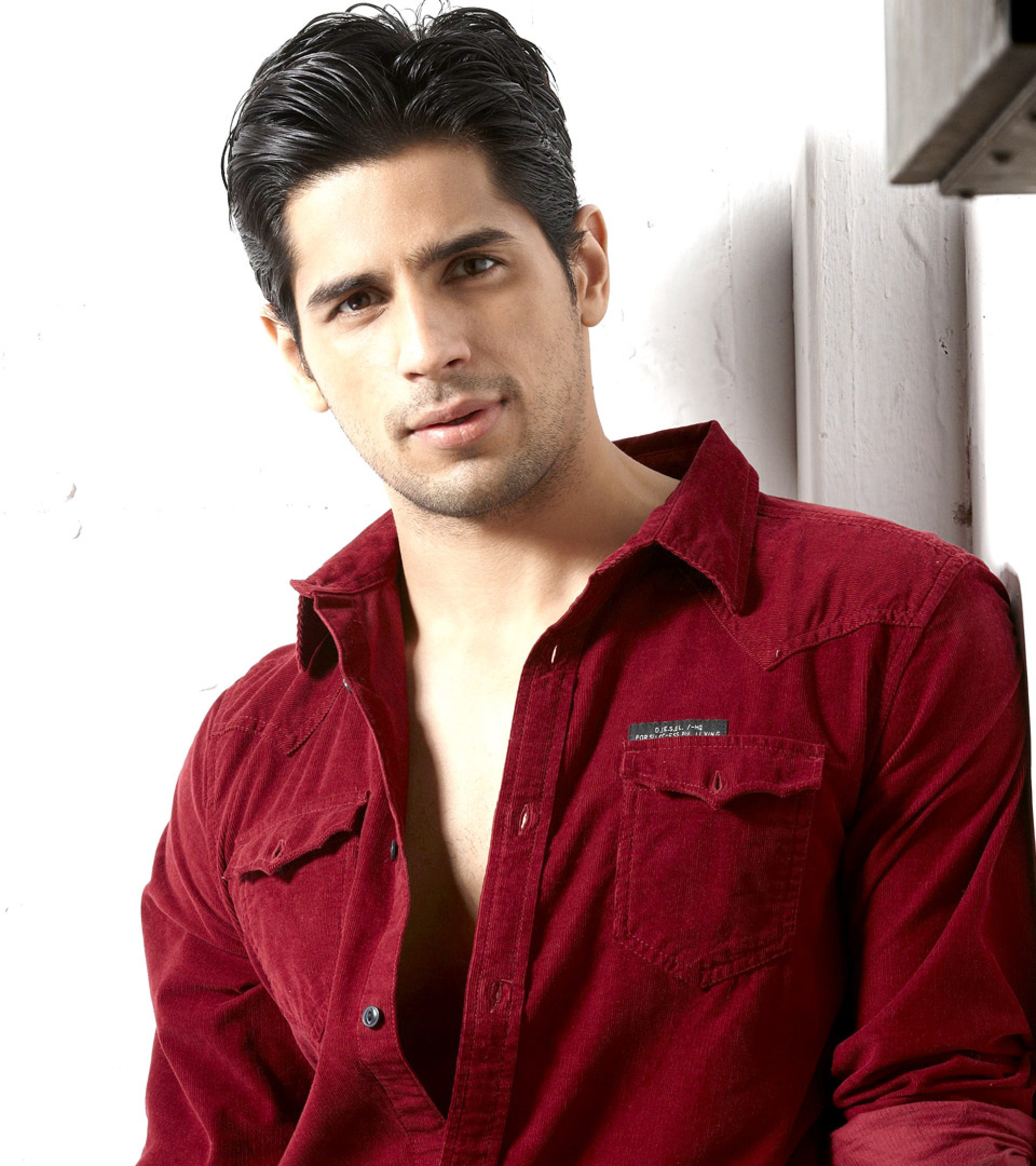 1920x2160 Resolution Sidharth Malhotra Latest Photoshoot Pics 1920x2160 1920x2160-resolution-sidharth-malhotra-latest-photoshoot-pics-1920x2160