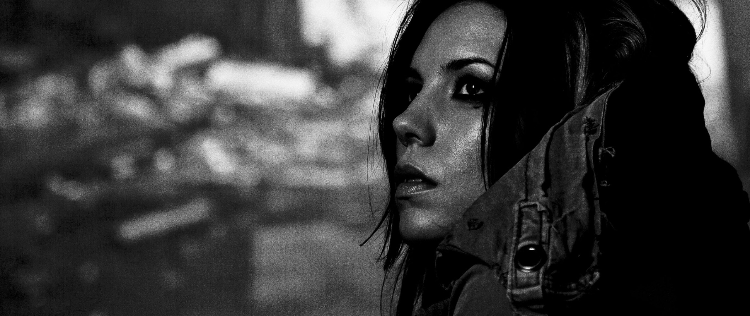 Skylar Grey певица 2014. Skylar Grey Постер. Skylar Grey Black Magic. Девушка военный клип черный цвет американская певица.