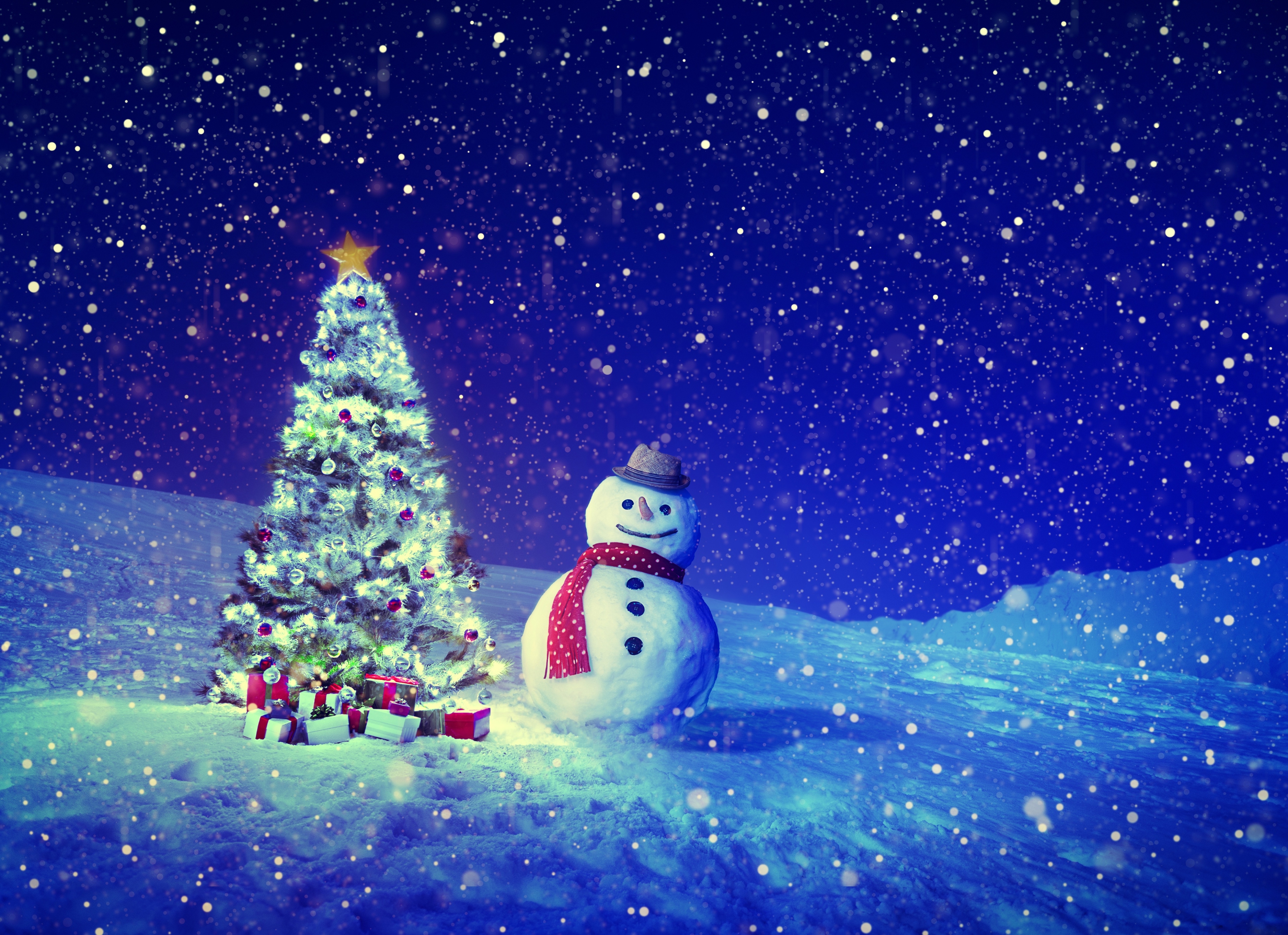Snowman 4K Christmas Tree Wallpaper, HD Holidays 4K Wallpapers, Images,  Photos and Background - Wallpapers Den