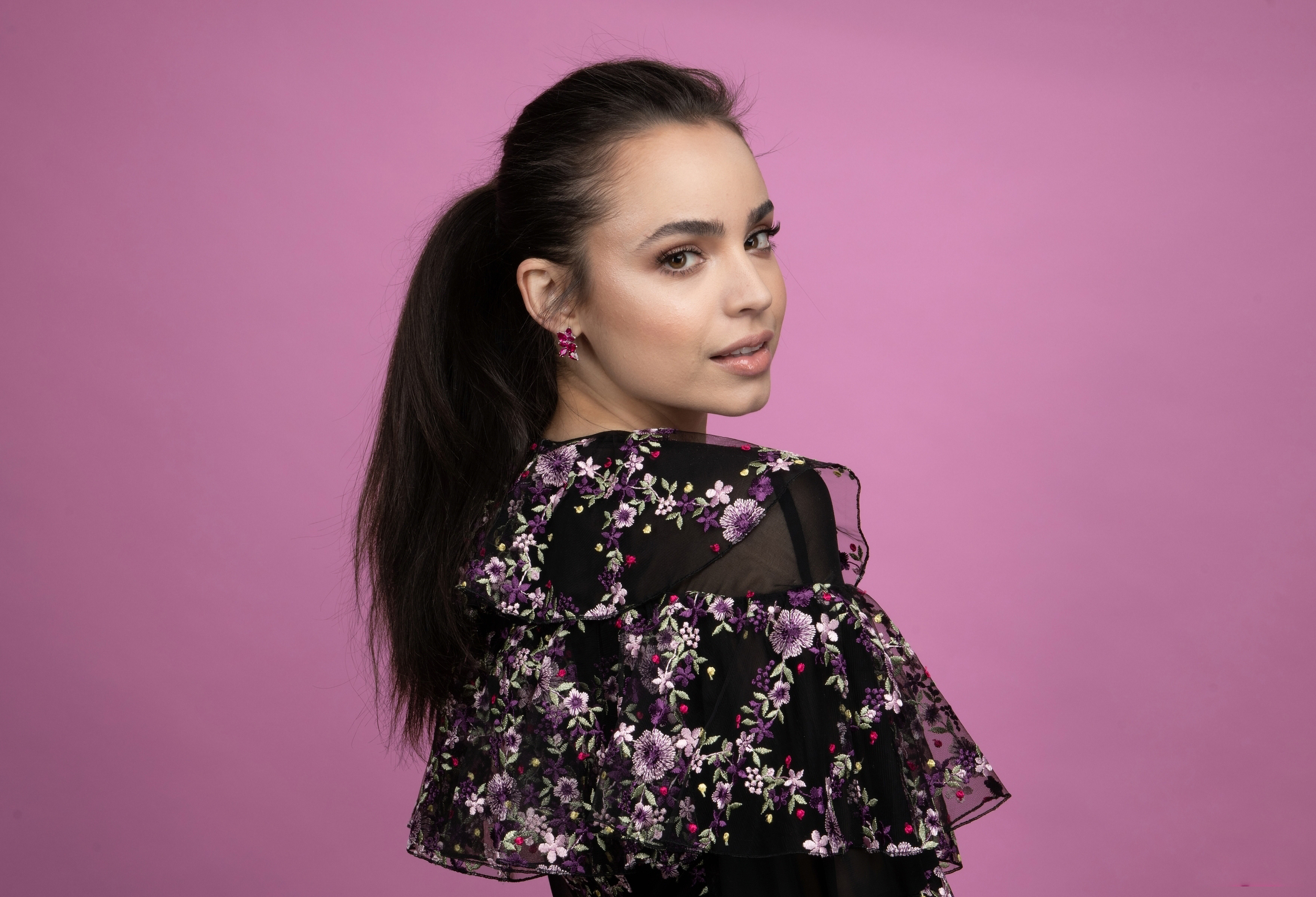 Sofia Carson APK for Android Download