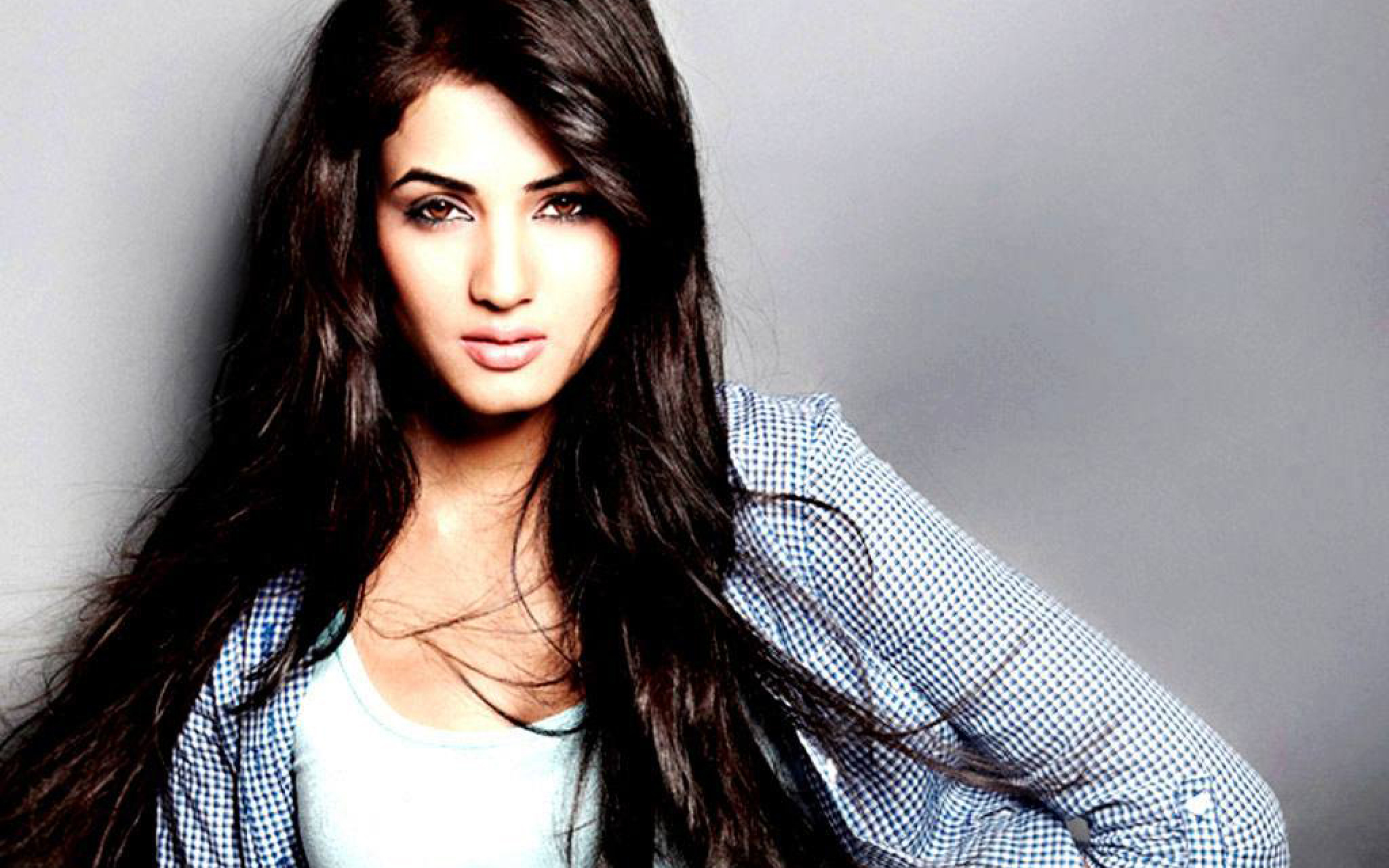Image result for sonal chauhan cute pics