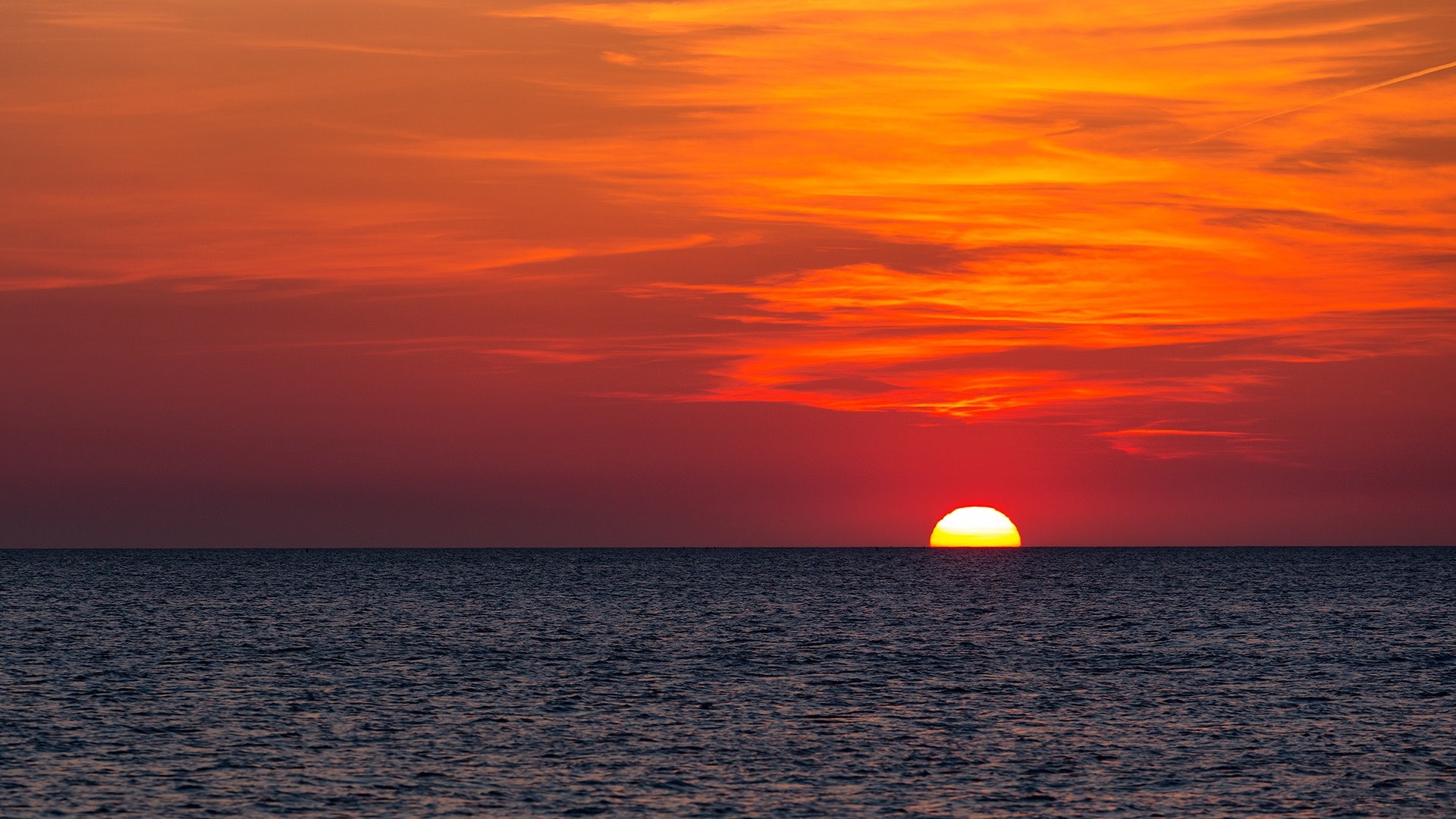 Sun on Horizon Wallpaper, HD Nature 4K Wallpapers, Images, Photos and  Background - Wallpapers Den