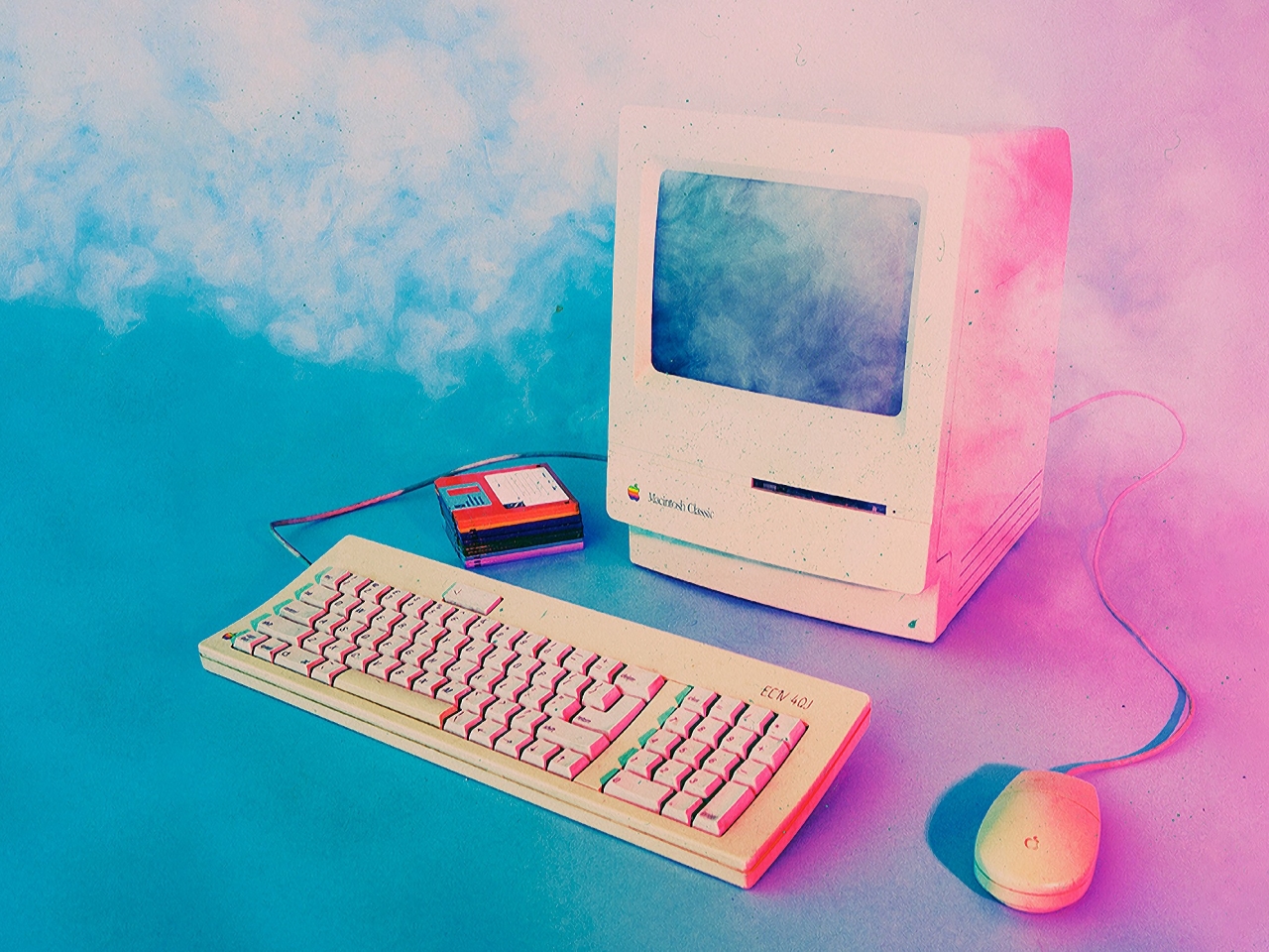 Розовый компьютер