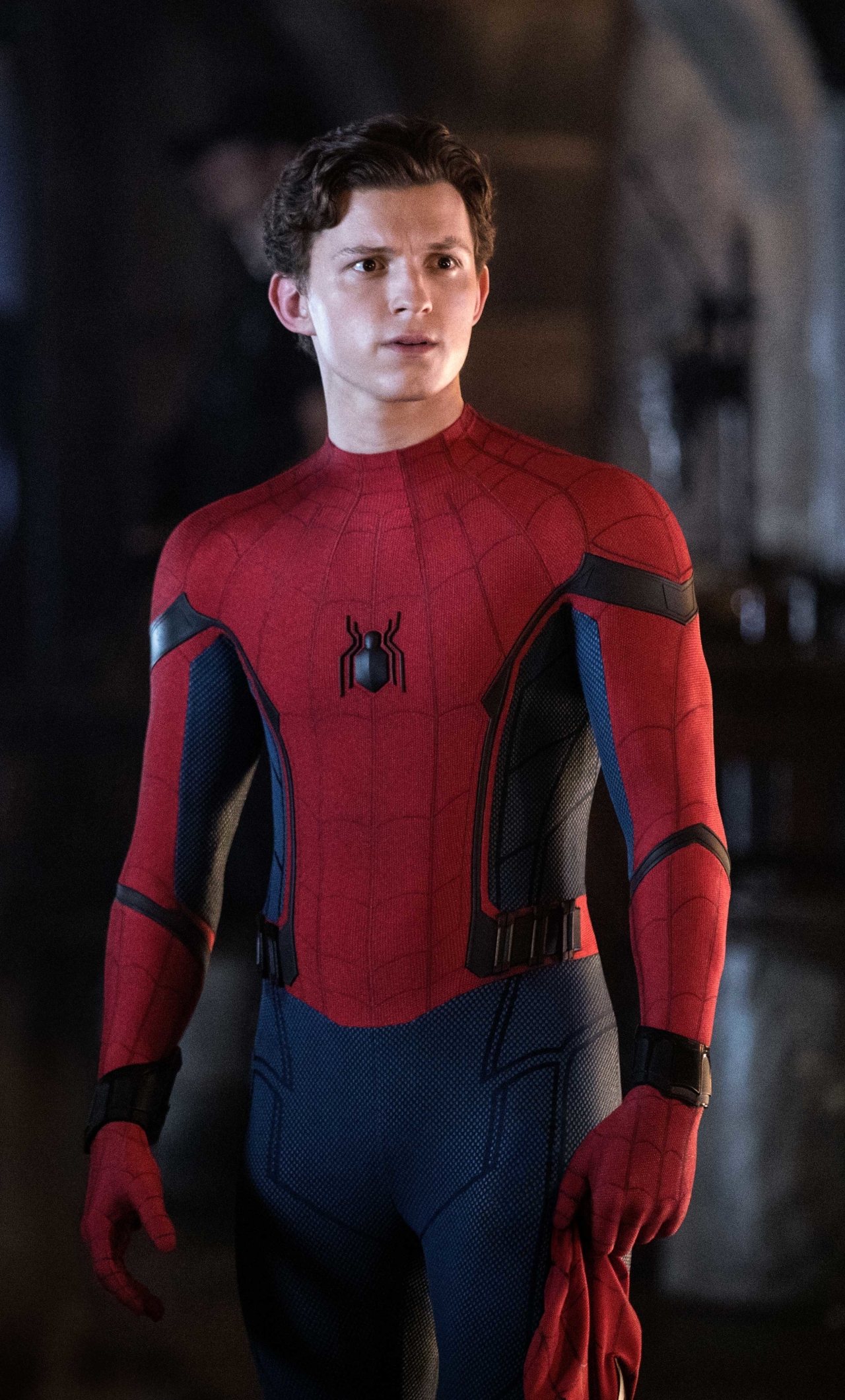 1280x2120 Tom Holland As Spiderman In Far From Home Iphone 6 Plus Wallpaper Hd Movies 4k 