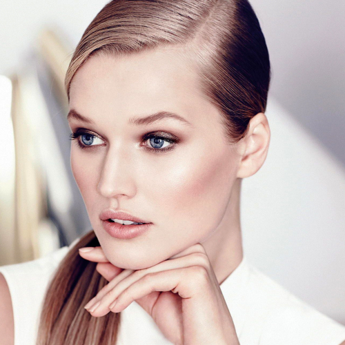 500x500 Resolution toni garrn, model, girl 500x500 Resolution Wallpaper ...