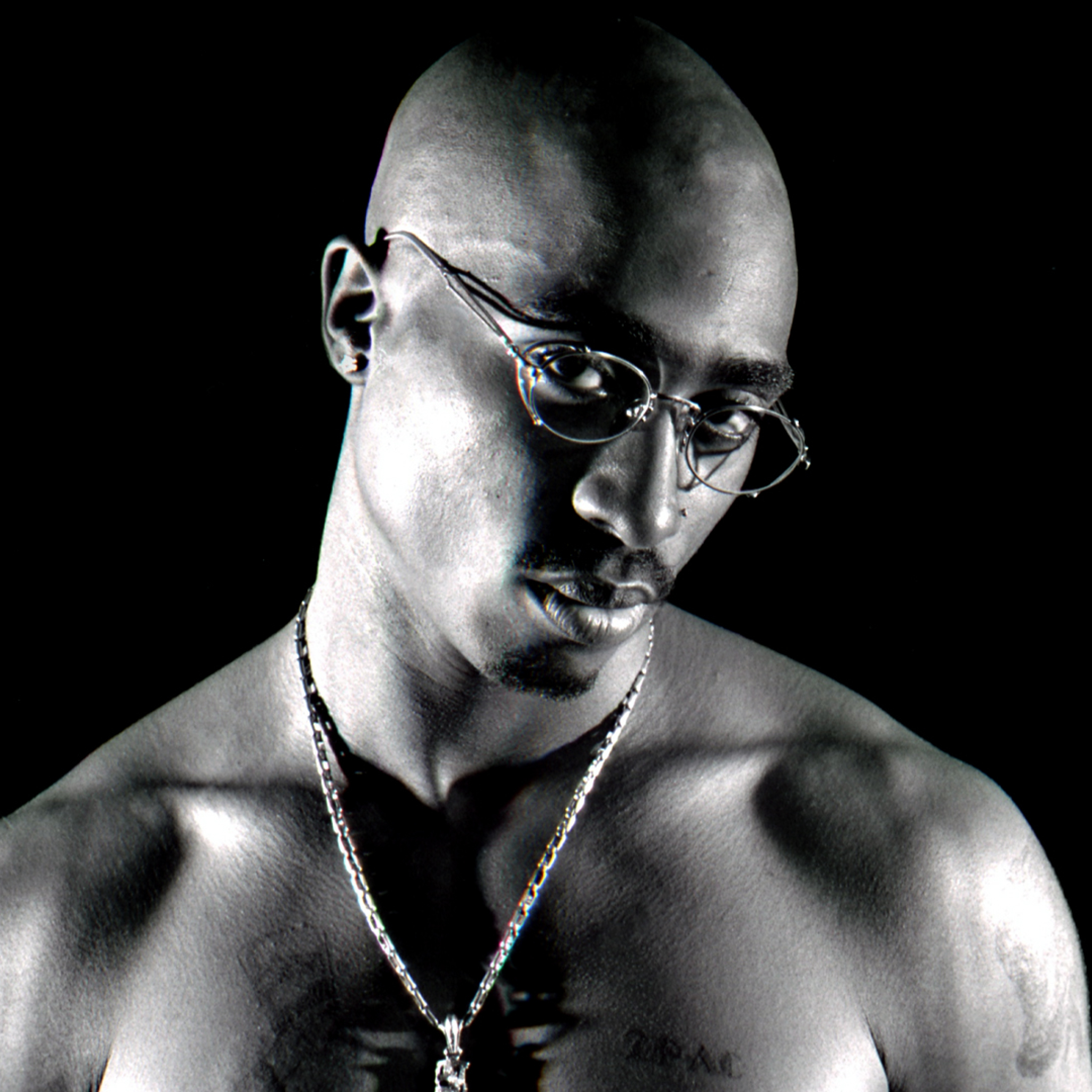 2048x2048 Resolution Tupac 2pac Rapper Ipad Air Wallpaper