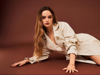 4K Joey King Actress Grazia Italia 2025 wallpaper