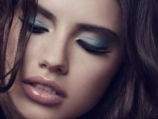 Adriana Lima HD Close Up Images wallpaper