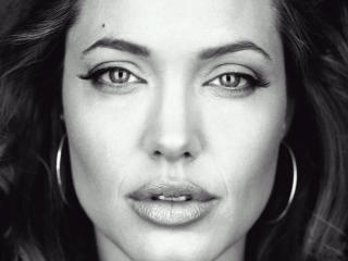 Angelina Jolie Close Up wallpaper