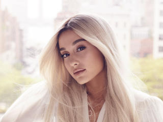 Ariana Grande Singer 2018 wallpaper
