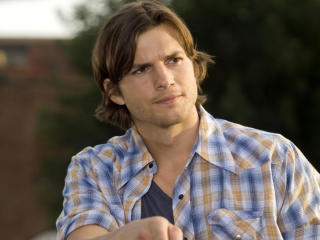 Ashton Kutcher Long Hairstyle Pics wallpaper