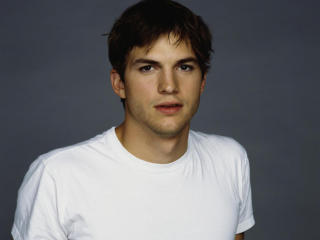 Ashton Kutcher Short hair wallpapers wallpaper